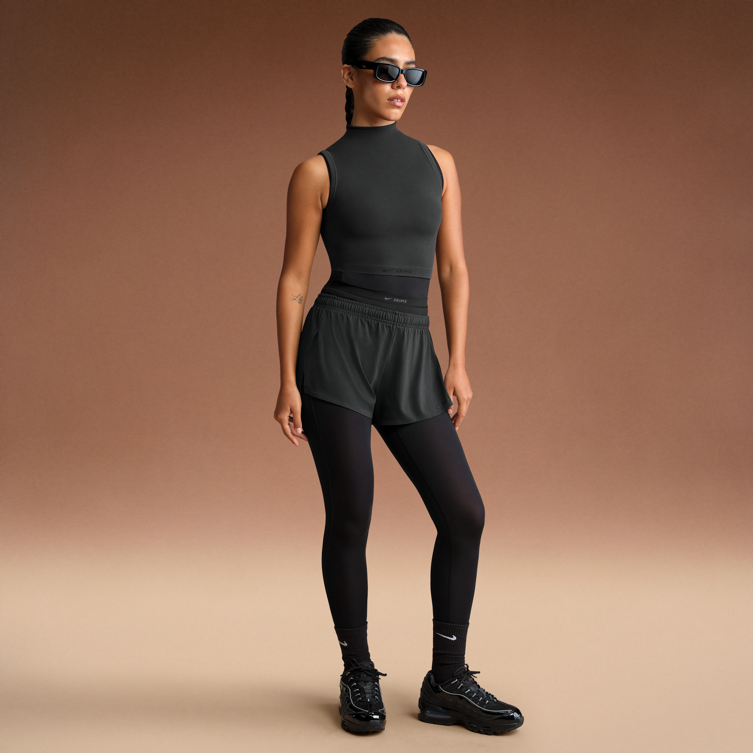 Nike Women'sskims Airy Mini Shorts In Black