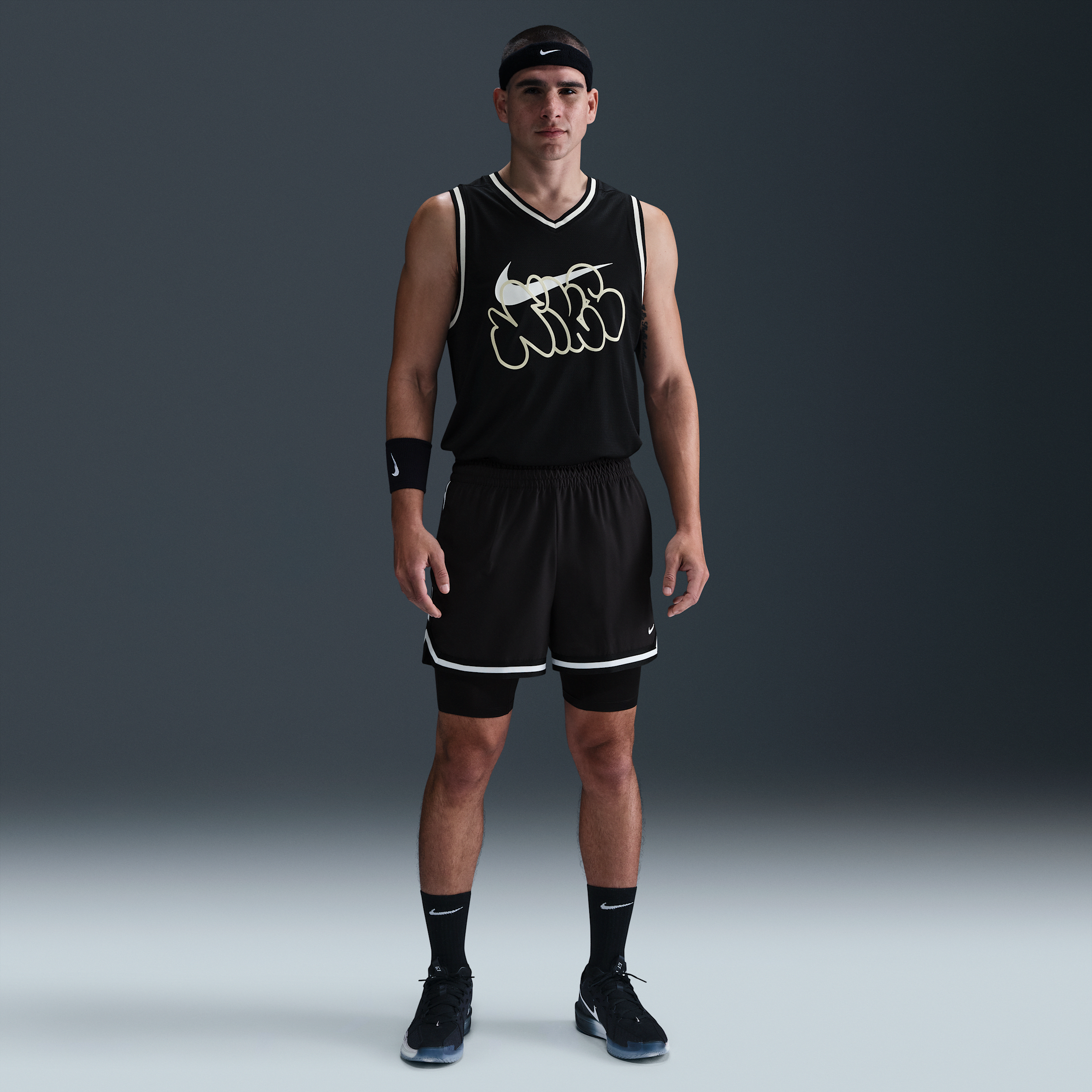 Nike Men's Dna Dri-fit 4" 2-in-1 Basketball Shorts In Black