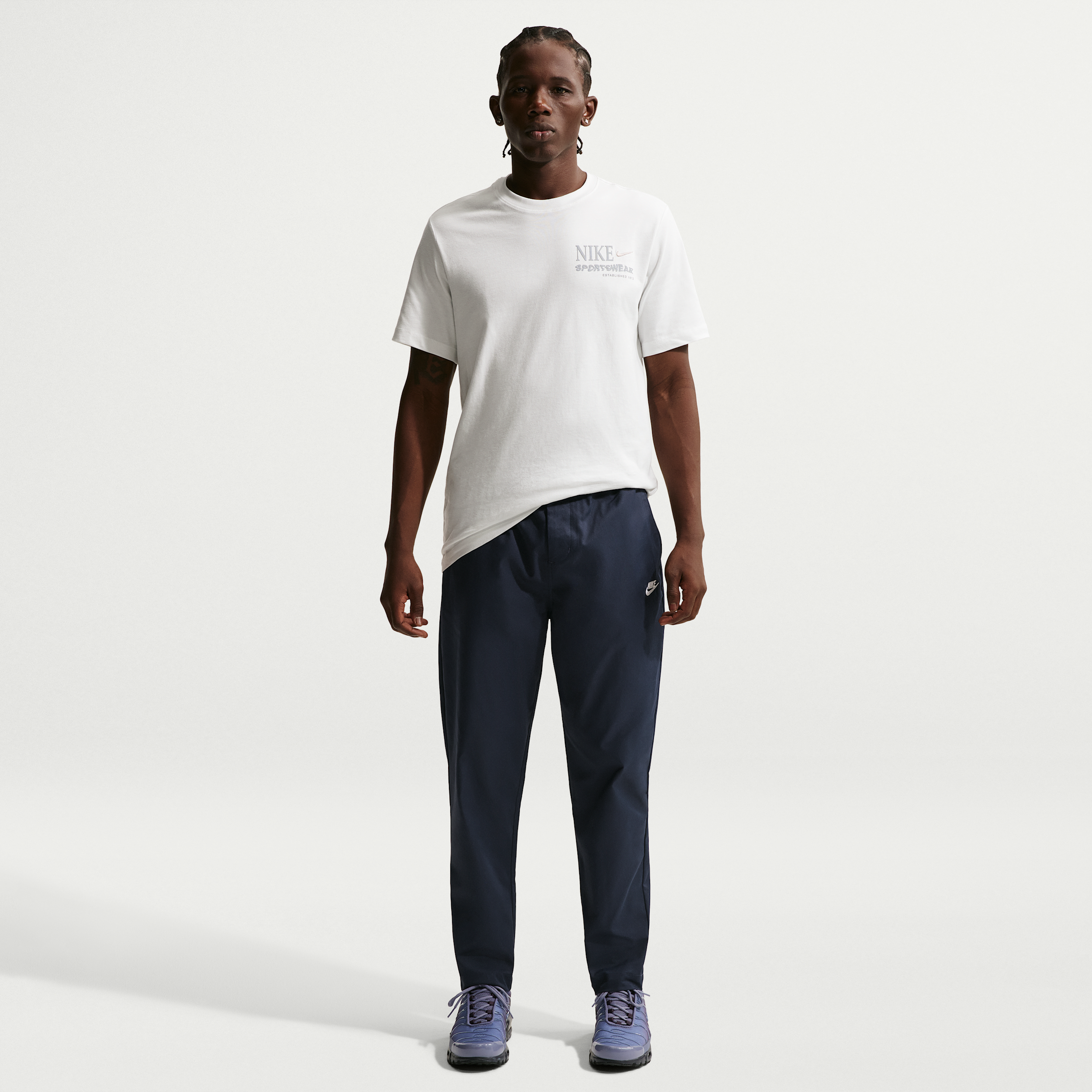 Nike Mens Tapered Mid Rise Relaxed Fit Active Pull-On Pant, Medium, Blue