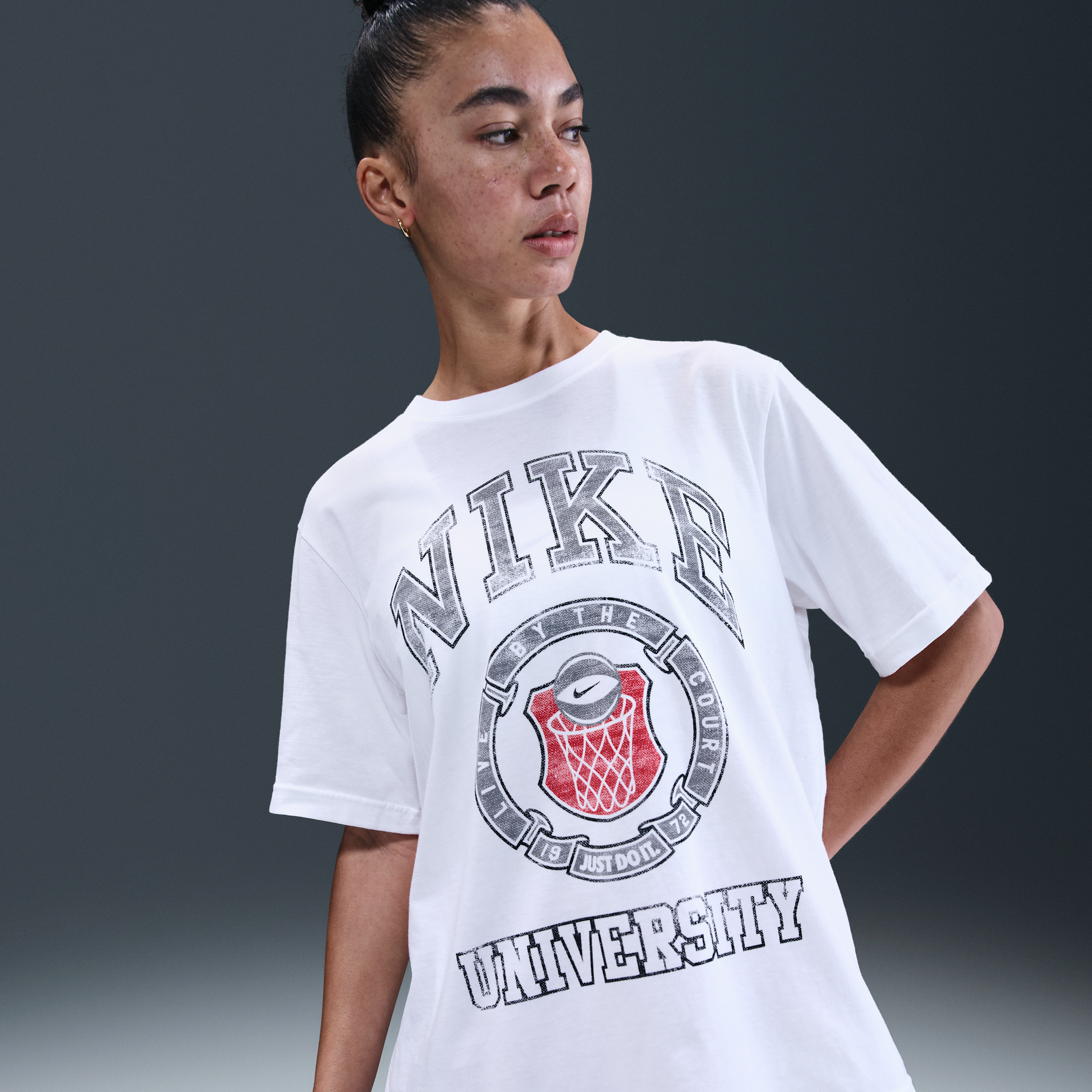 Nike Women's Essential T-shirt