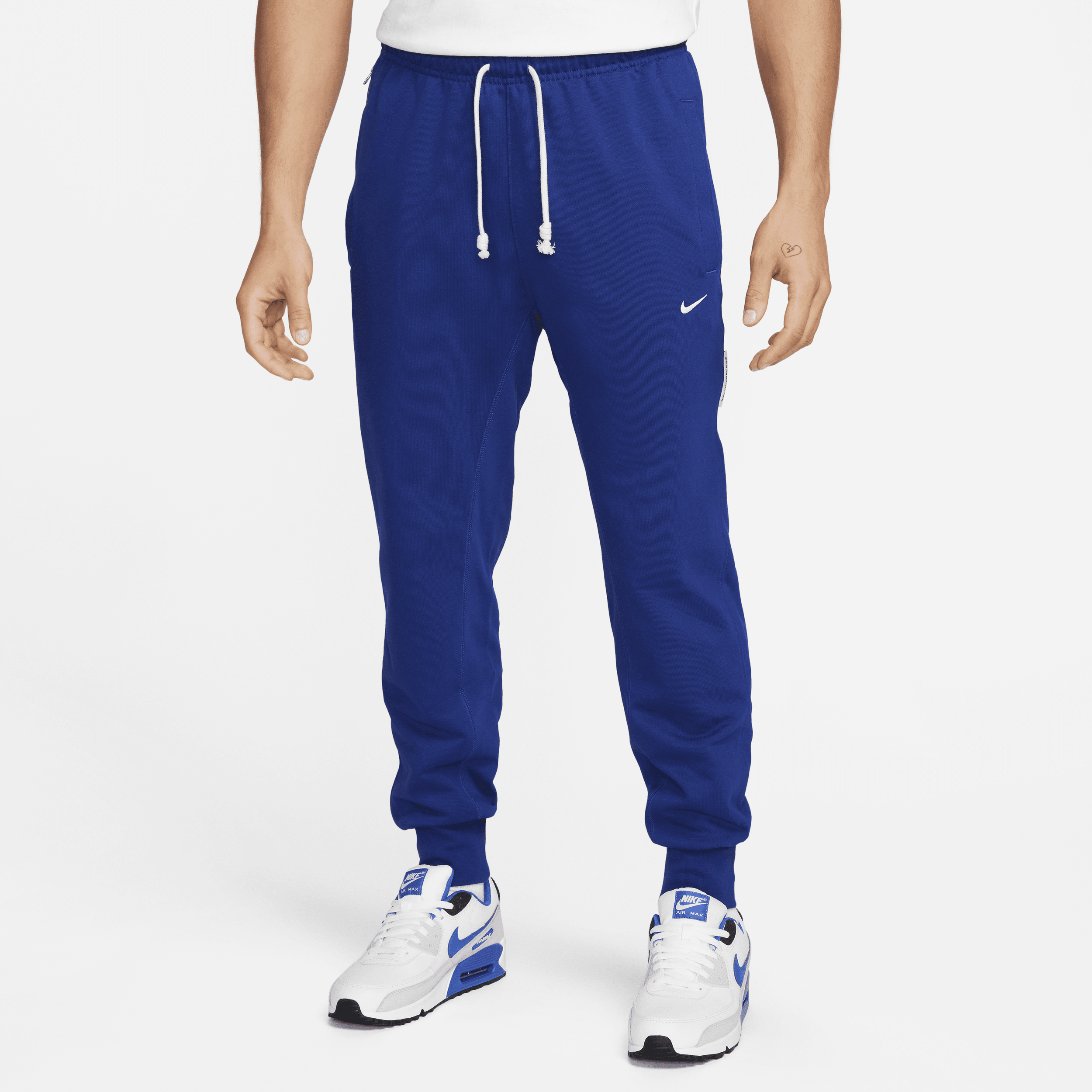 Nike Men's Standard Issue Dri-fit Soccer Pants In Blue