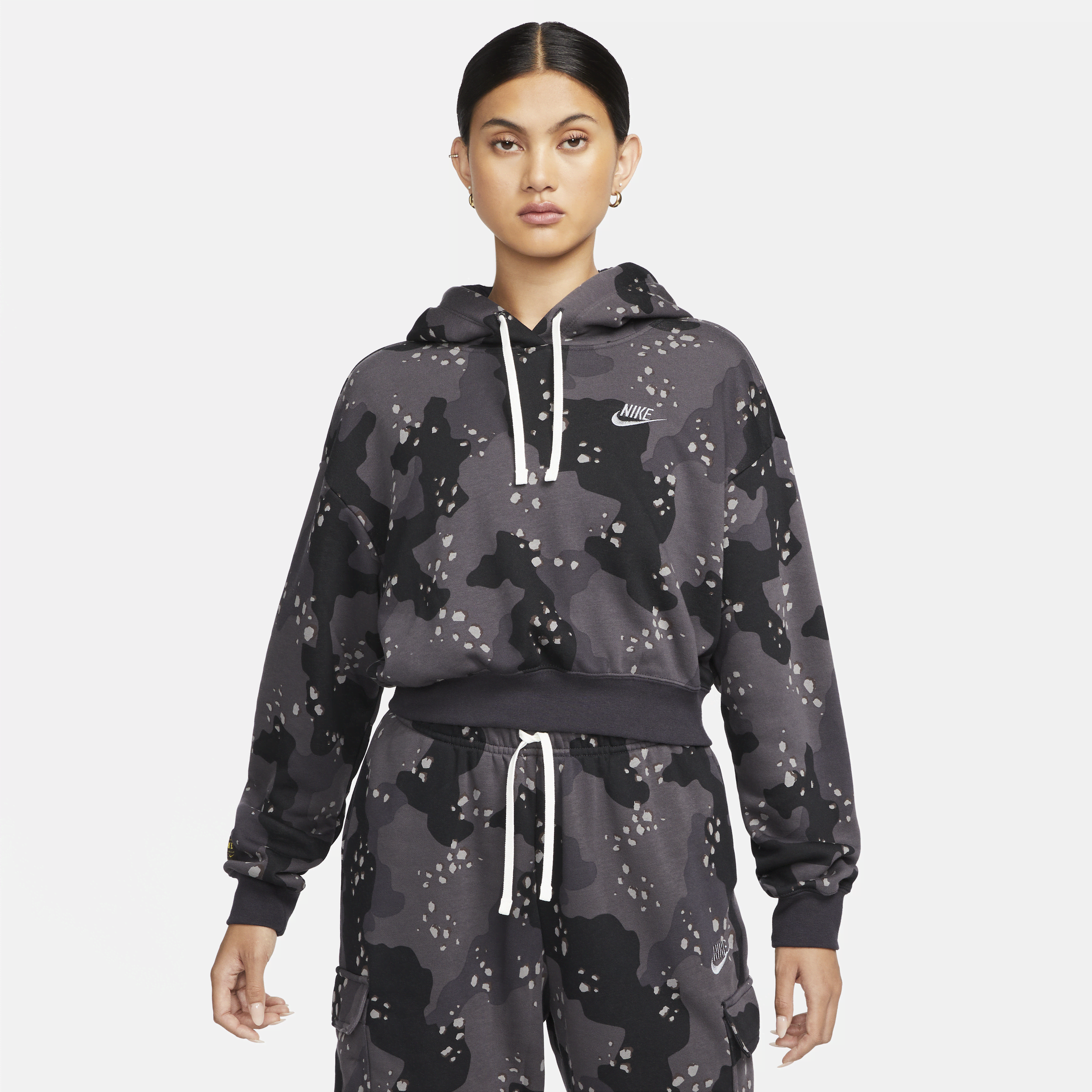 Nike Women's Sportswear Club Fleece Cropped Camo Hoodie In Black