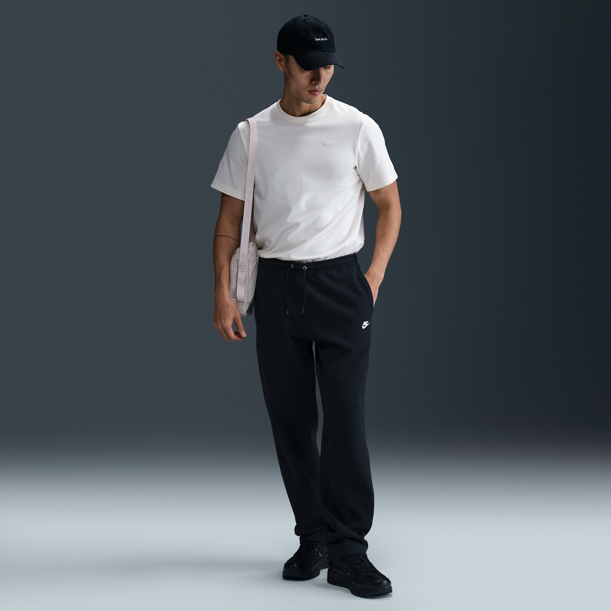 Nike Men's Club Open-hem Fleece Pants In Black