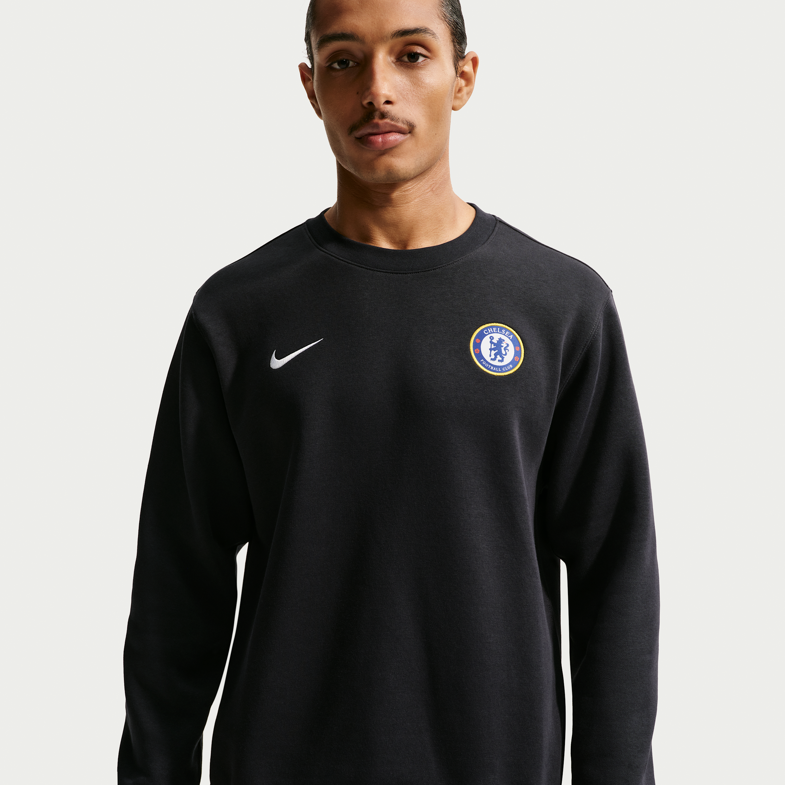 Chelsea FC Club Nike Men's Soccer Crew-Neck in Blue | II3426-453