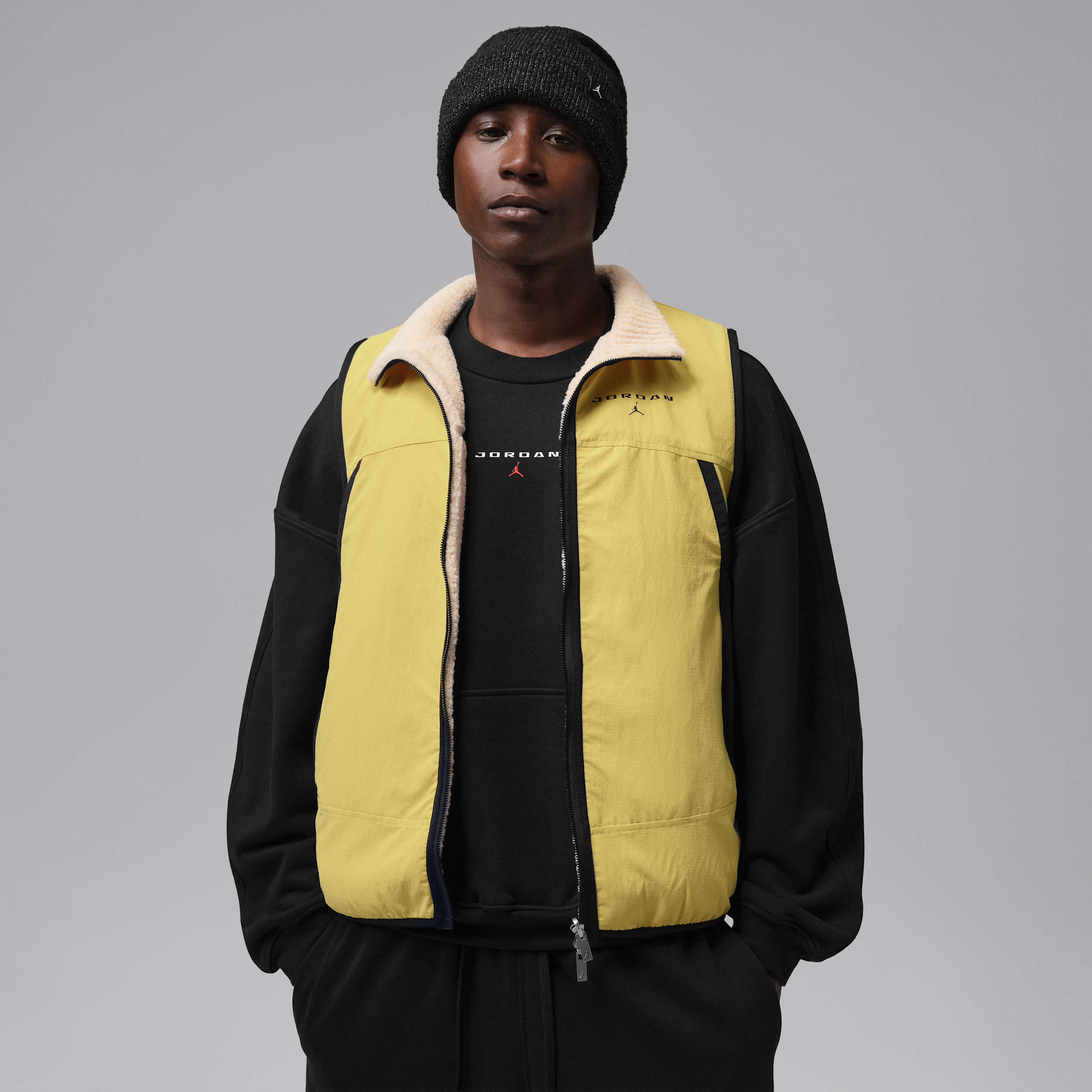 Men's Jordan Flight Mountainside Reversible Vest in White | IM9894-272