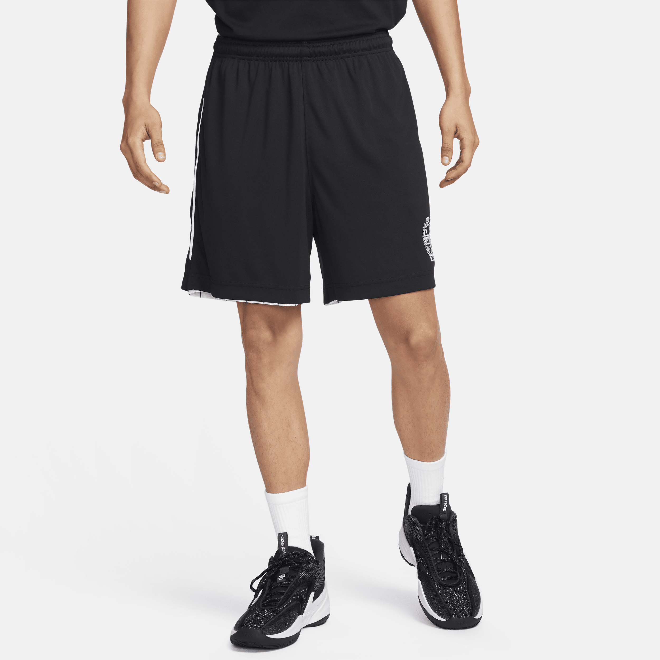 Nike Men's Standard Issue Dri-fit Reversible 6" Baseball Shorts In White