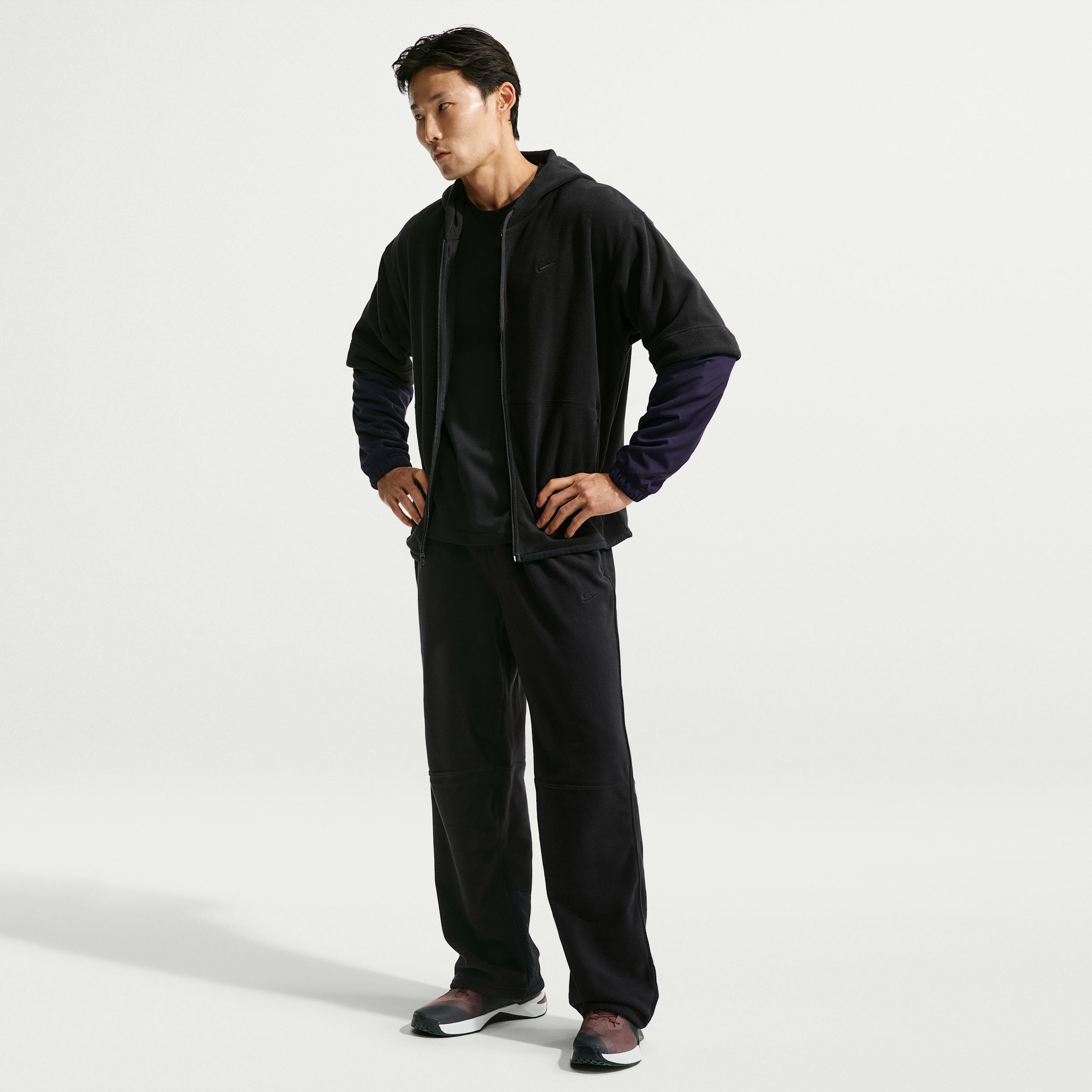 Nike Men's Therma-FIT Versatile Pants in Black | IX7293-010