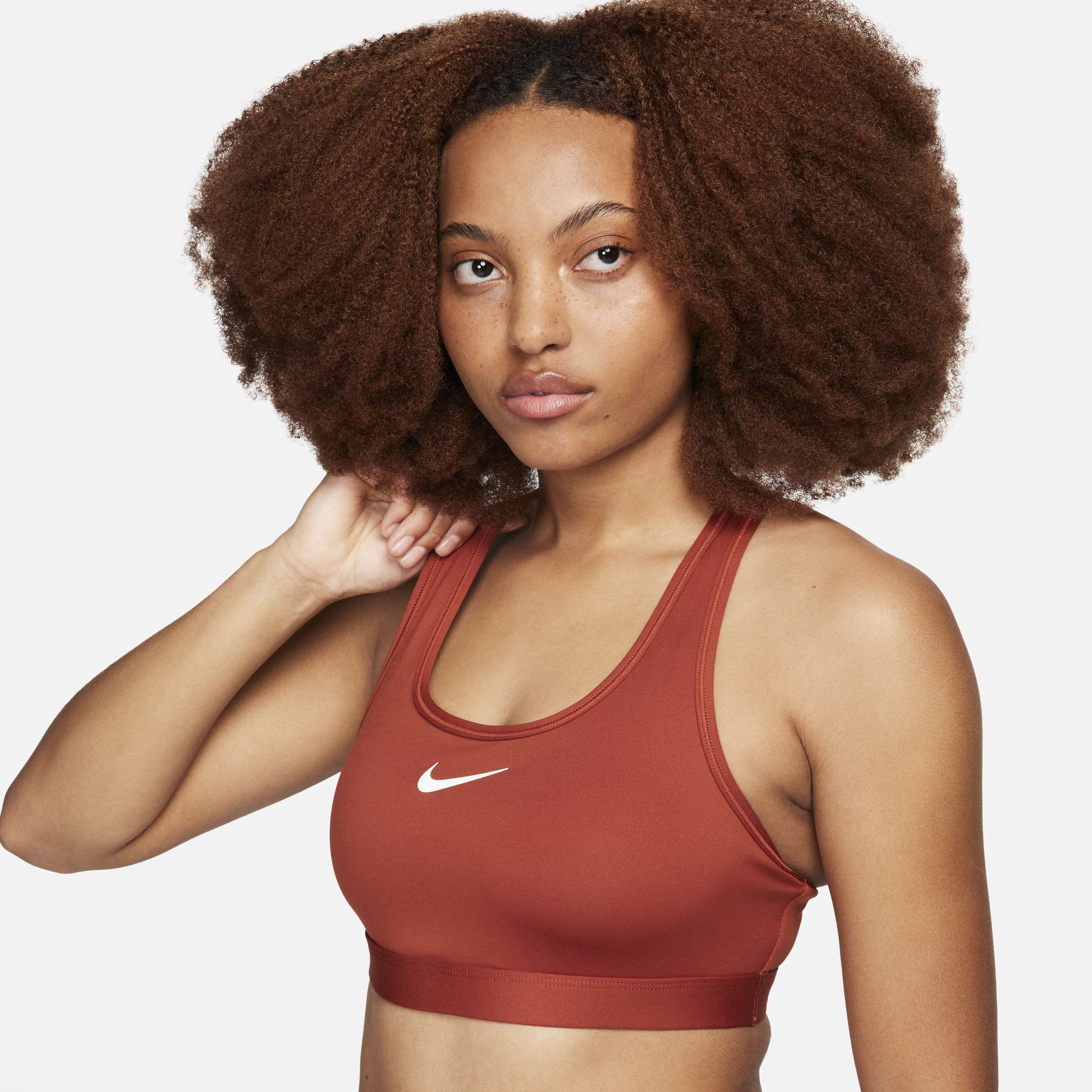 Nike Dri Fit Swoosh Medium Support Padded Sports Bra, Magic Ember/Chile Red/White,  Medium : : Clothing, Shoes & Accessories