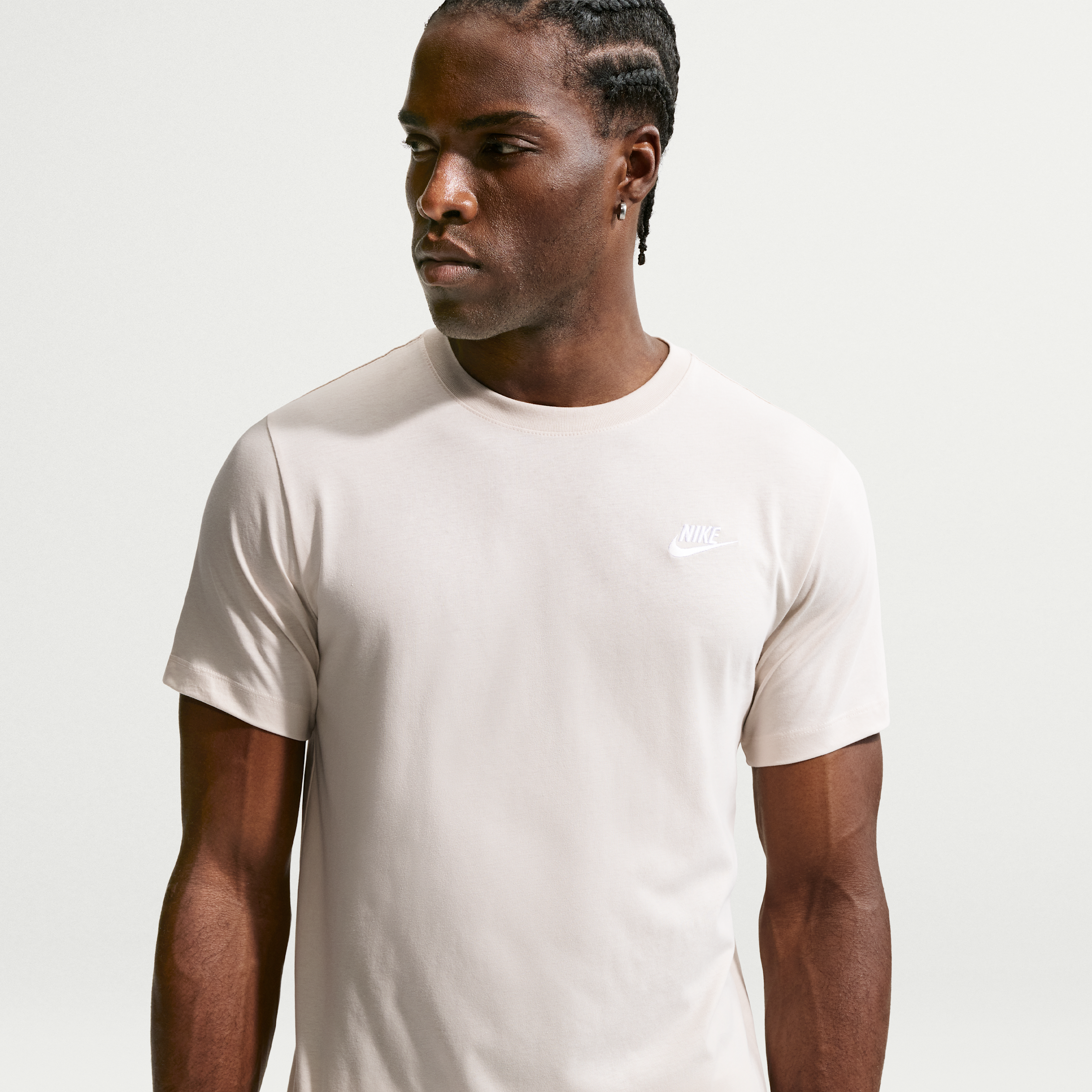 Nike Men's Sportswear Club Short Sleeve T-Shirt - Light Orewood Brown