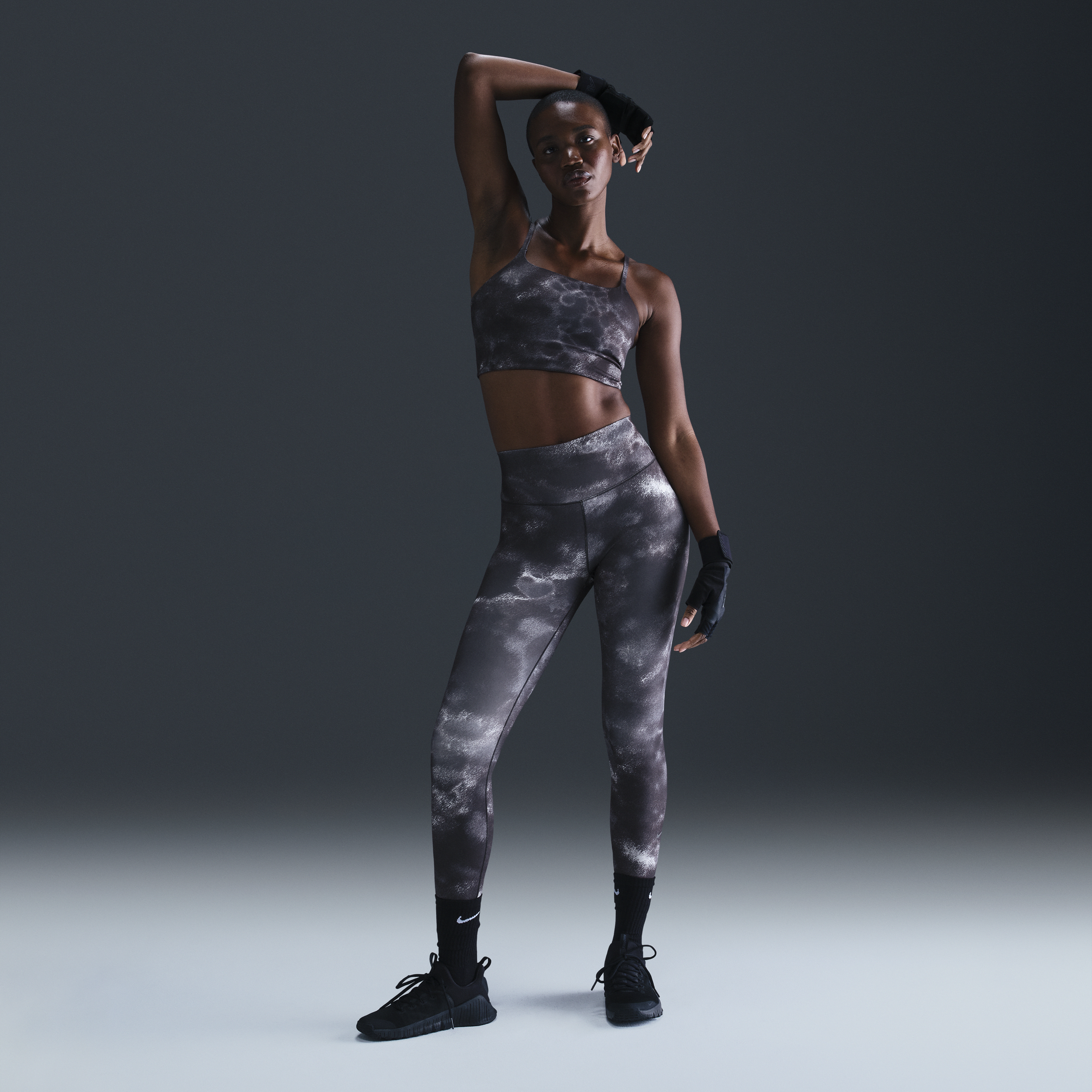 Nike Women's One High-waisted 7/8 Printed Leggings In Black