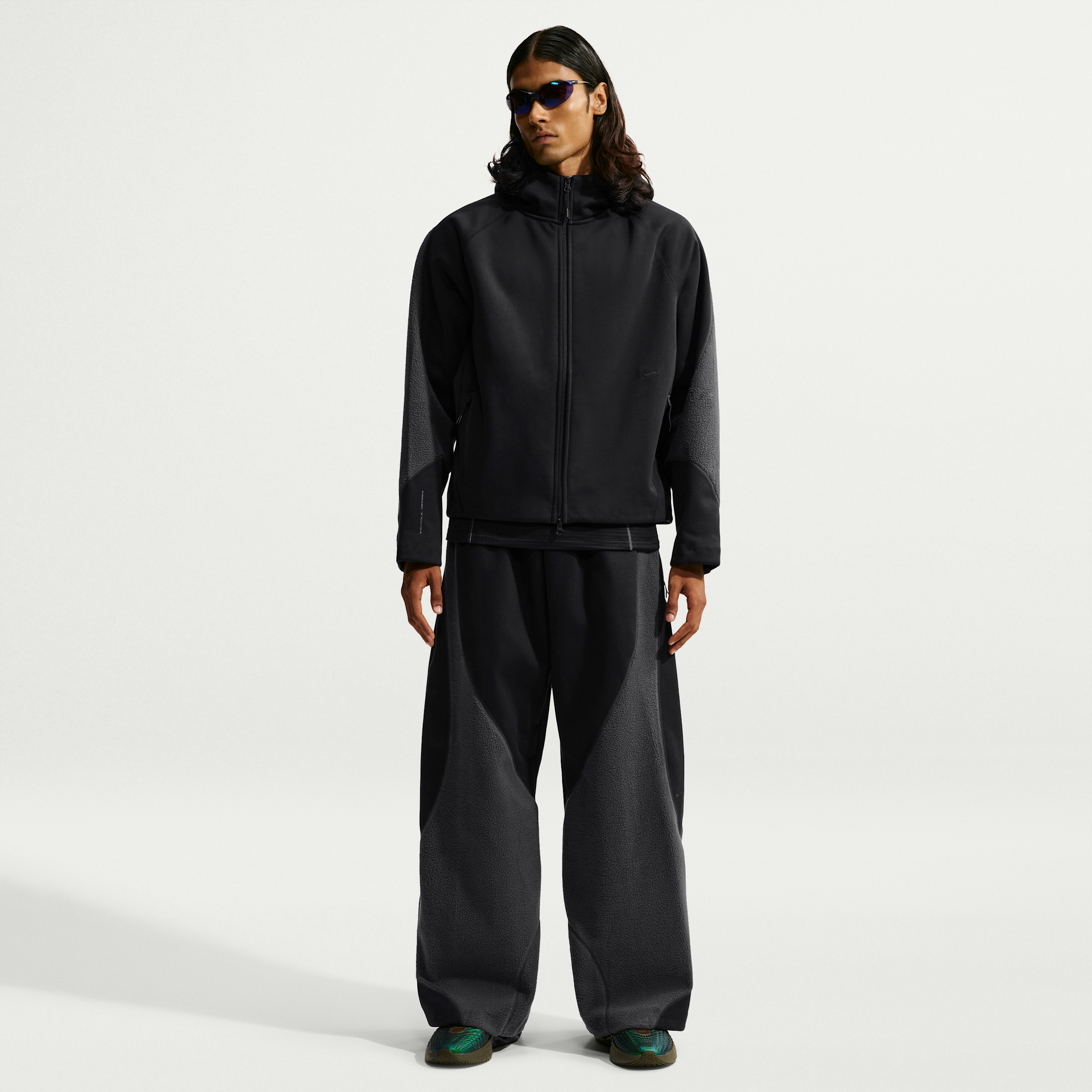 Nike Men's Tech Boreas Loose Therma-FIT Open-Hem Pants in Black | IM6229-010