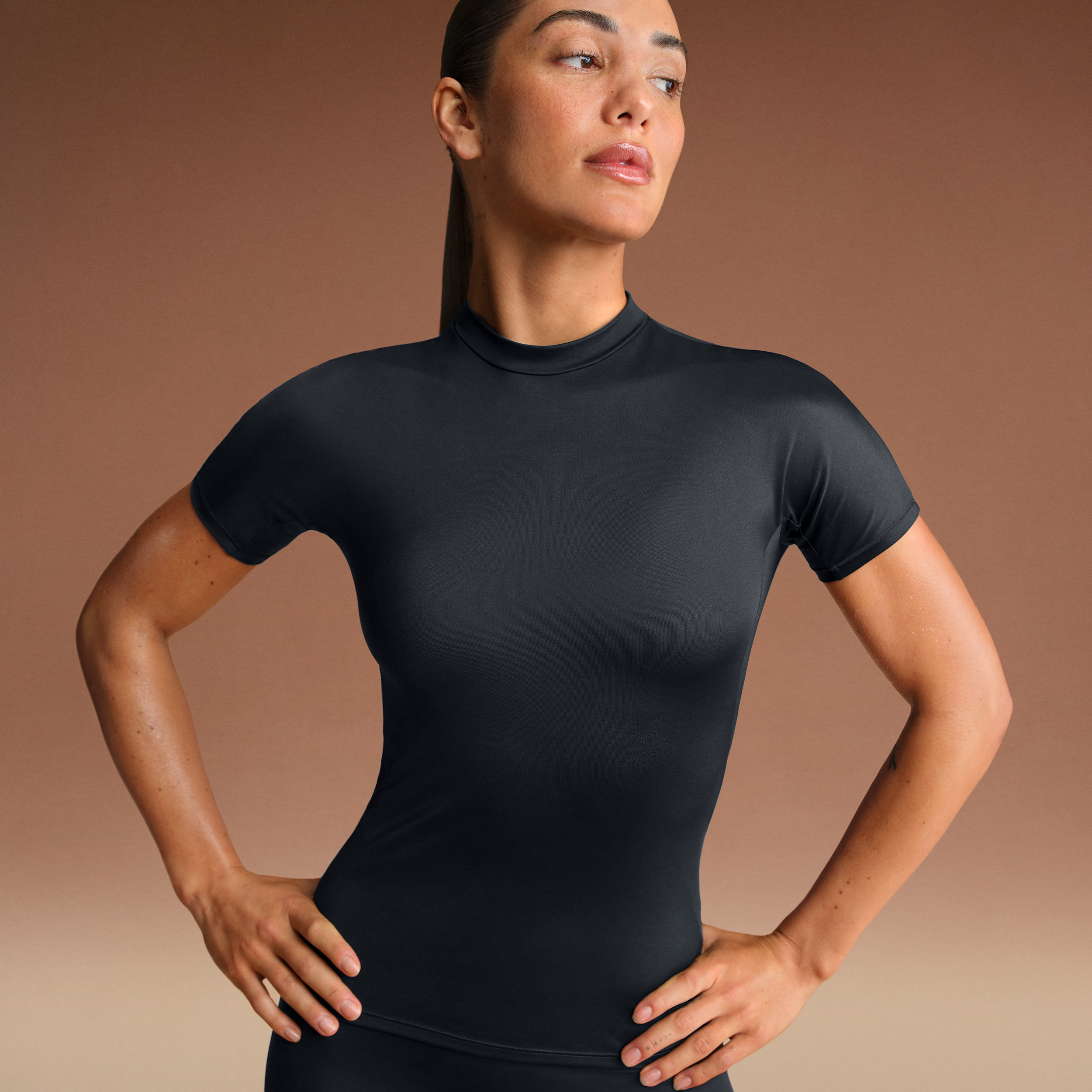 Nike Women'sskims Shine Mock-neck Short-sleeve Top In Black