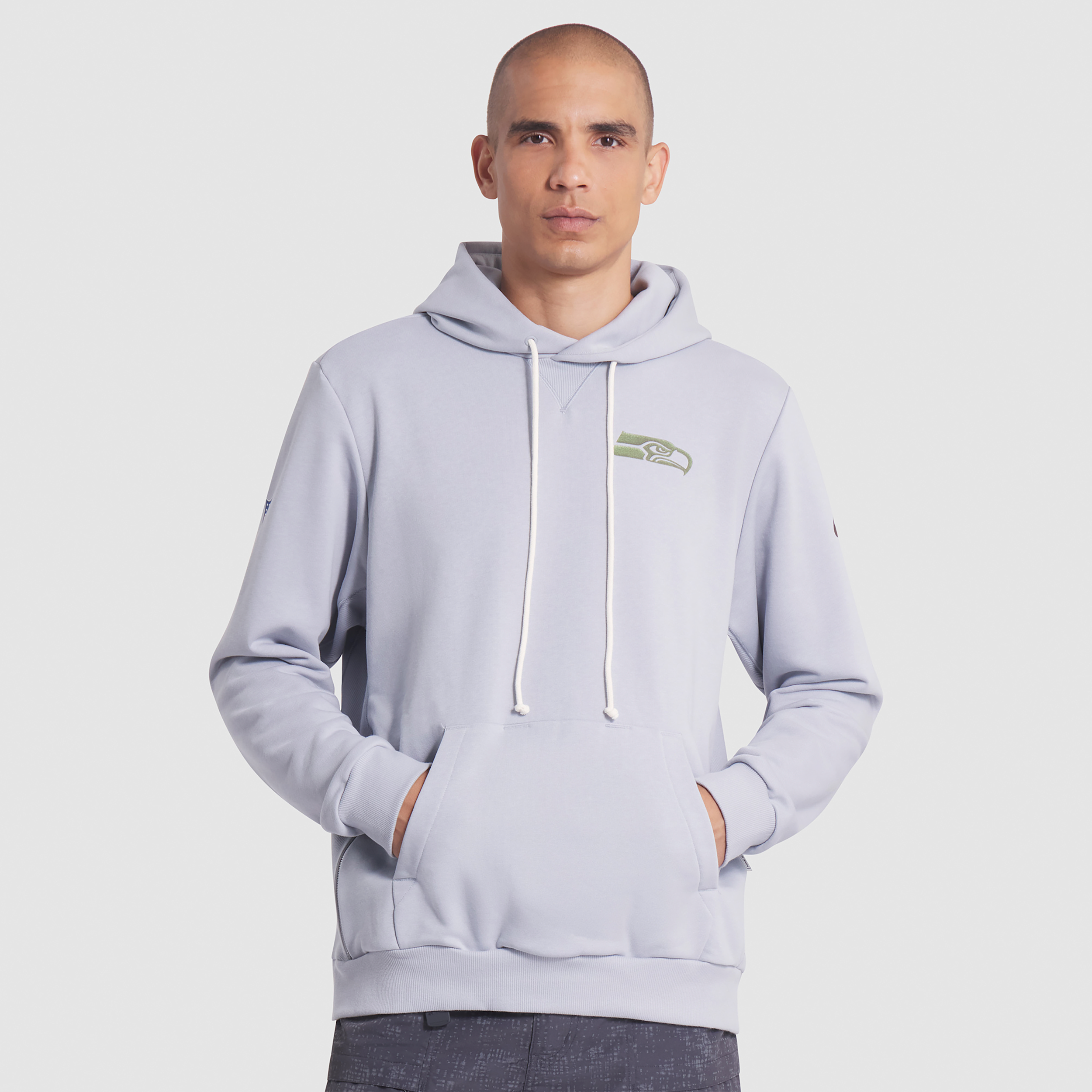 Seattle Seahawks Rivalries Collection Sideline Nike Men's Dri-FIT NFL Pullover Hoodie in Grey | 03AZ01V78-S38
