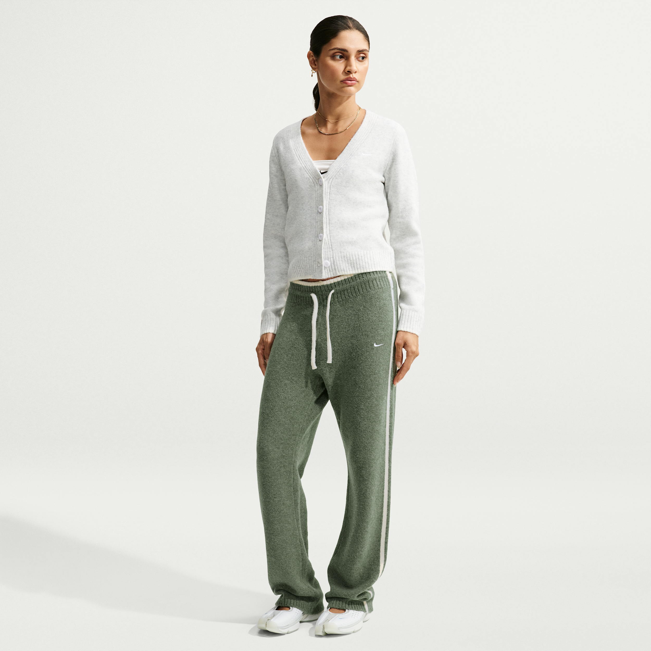 Nike Women's Sportswear Chill Knit Mid-Rise Pants, Large, Camo Green/Htr