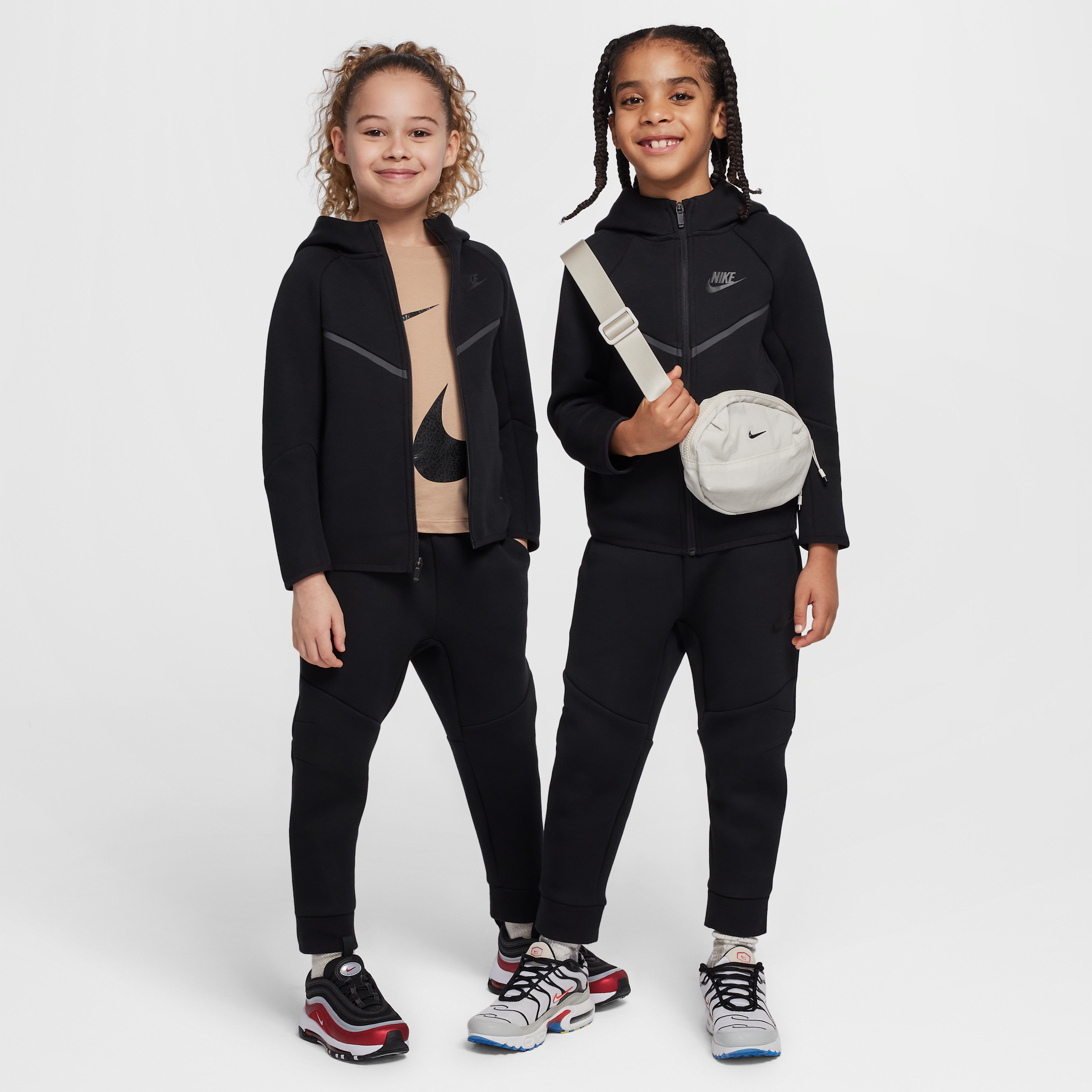 Nike Sportswear Little Kids' Tech Fleece 2-piece Full-zip Set In Black