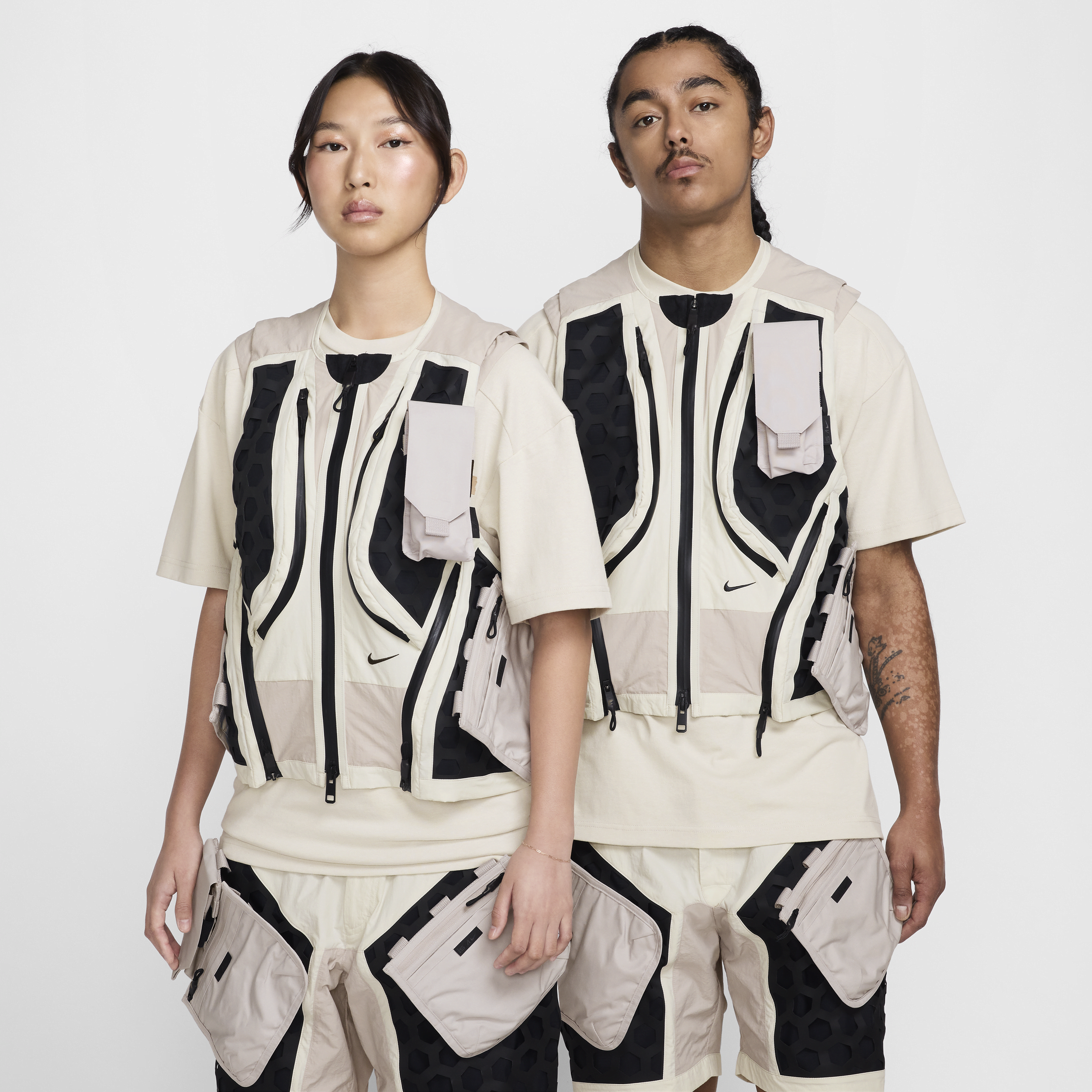 Nike Ispa Mille Vest In Grey