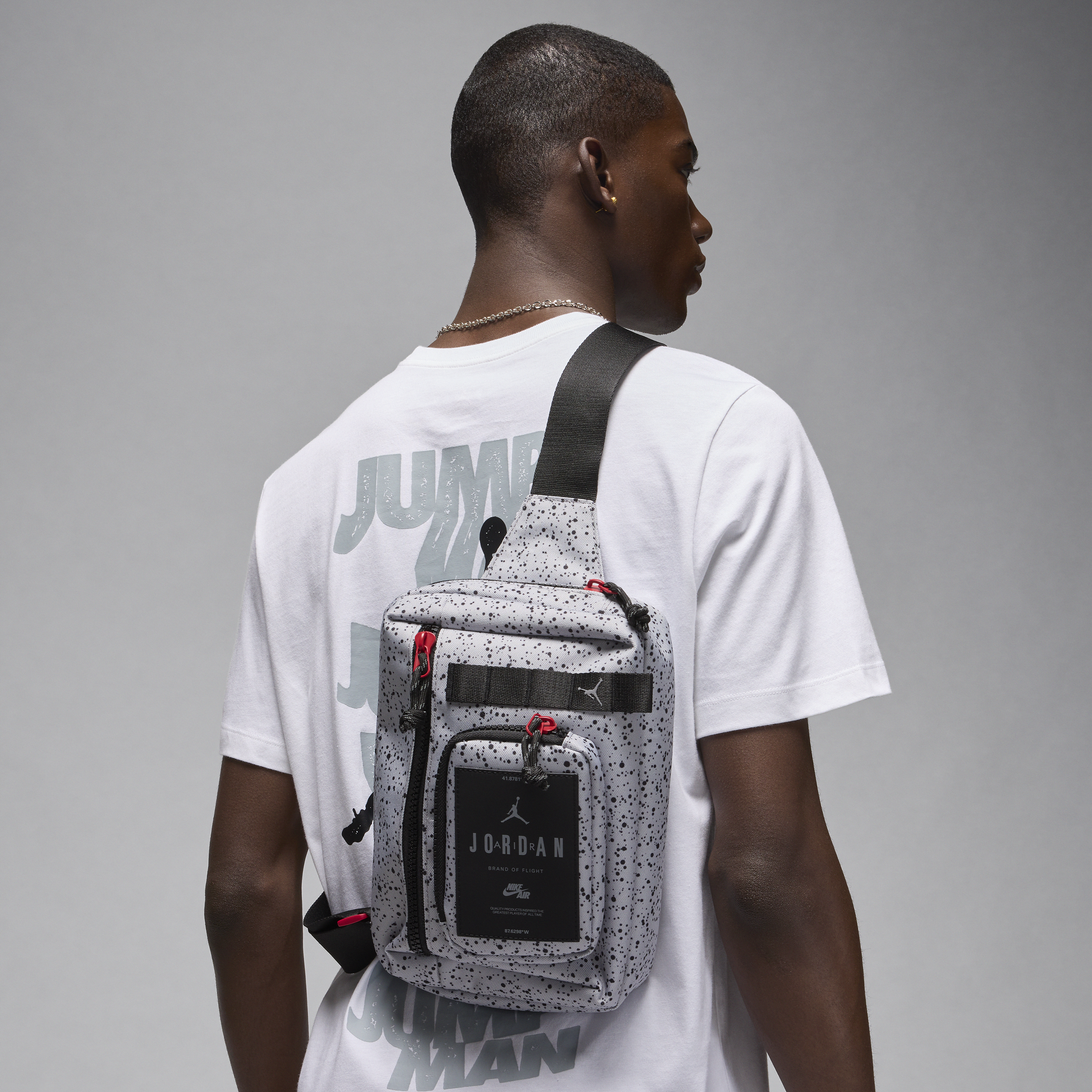 Jordan Hesi Crossbody Bag (3l) In Black