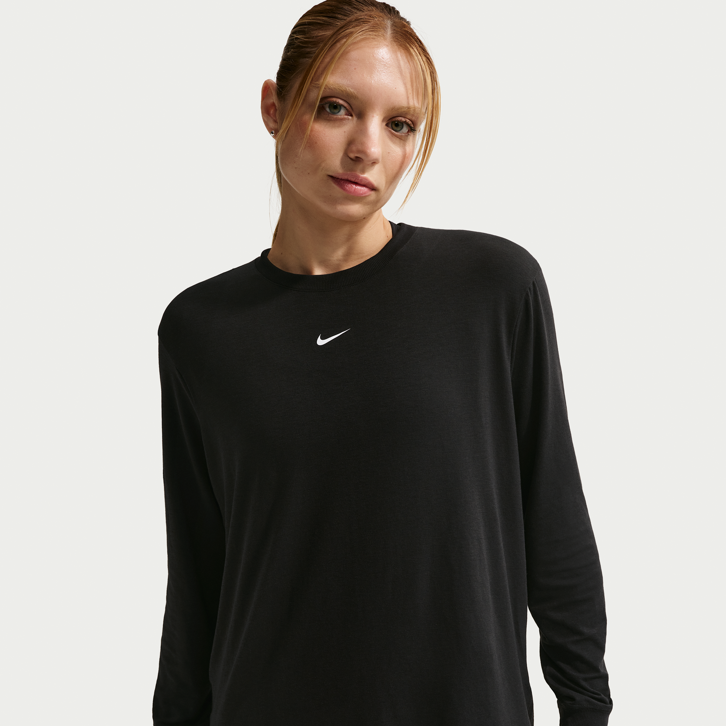 Nike Women's One Relaxed Dri-FIT Long-Sleeve Top in Black | FN2817-011