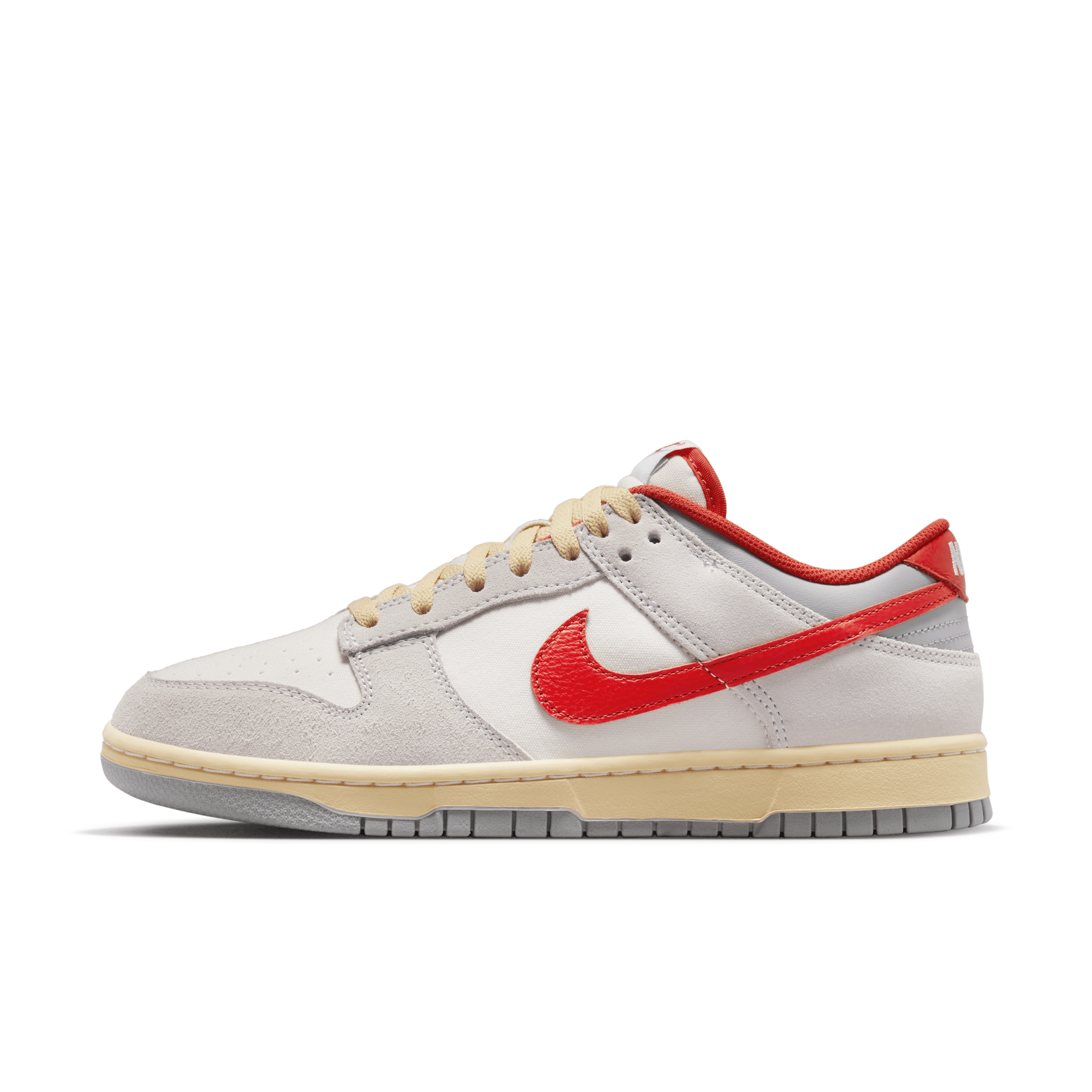 Nike Men's Dunk Low Shoes In White