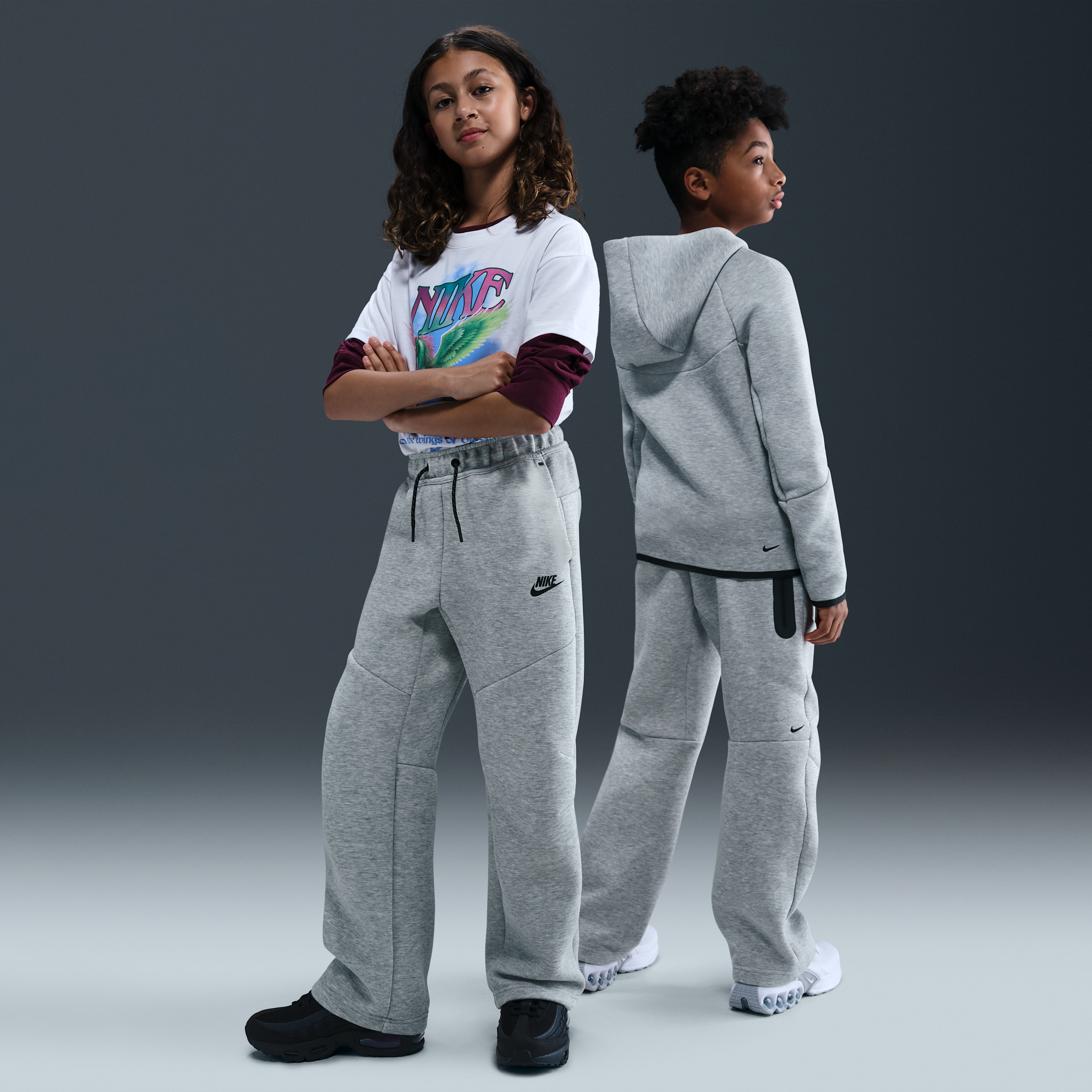 Nike Sportswear Tech Fleece Big Kids' (Boys') Open-Hem Pants in Grey | IM0494-063