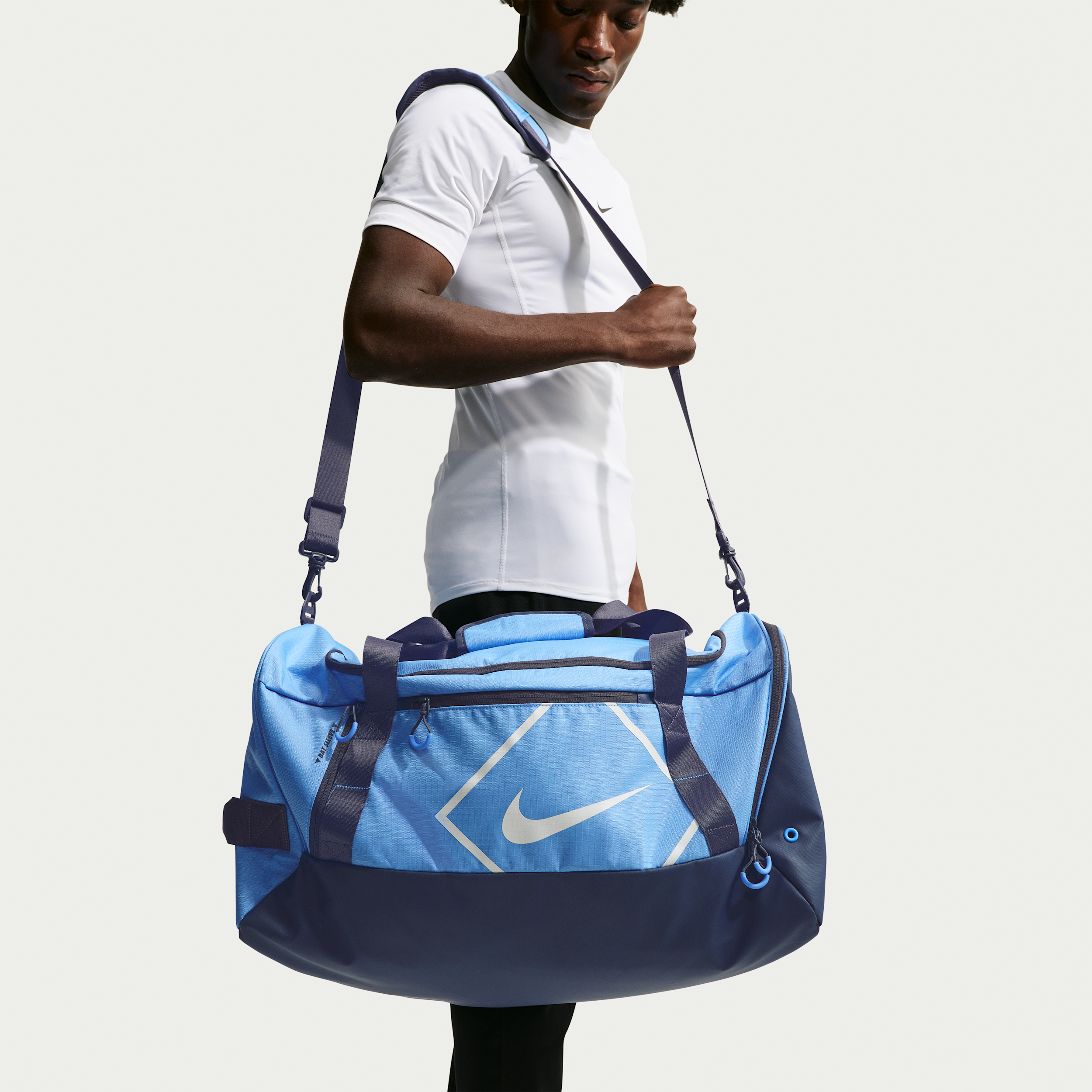 Nike Diamond Baseball/Softball Duffle Bag, Uni Blue/Thndr Bl/Smt Wht