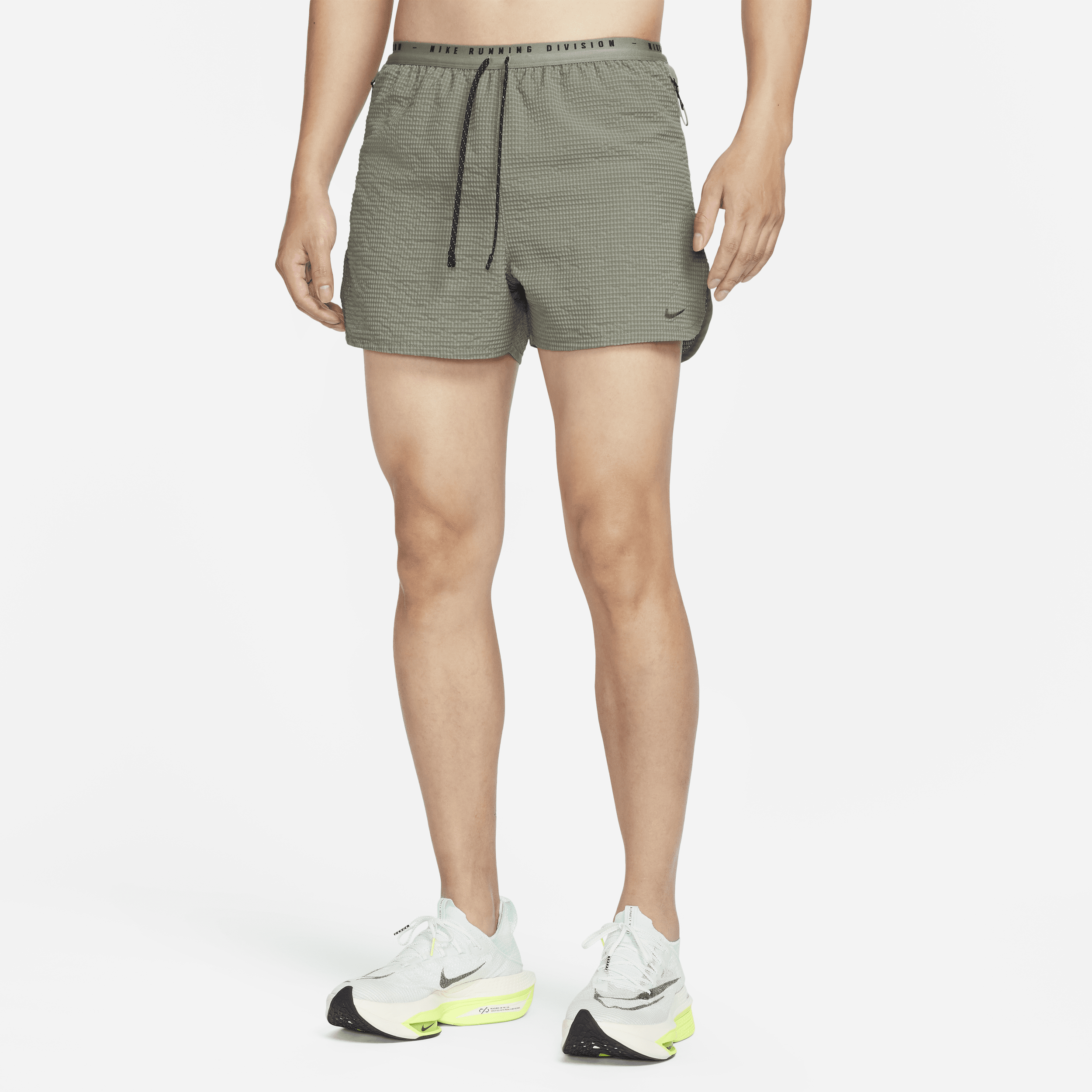 Nike Men's Running Division Dri-fit Adv 4" Brief-lined Running Shorts In Green