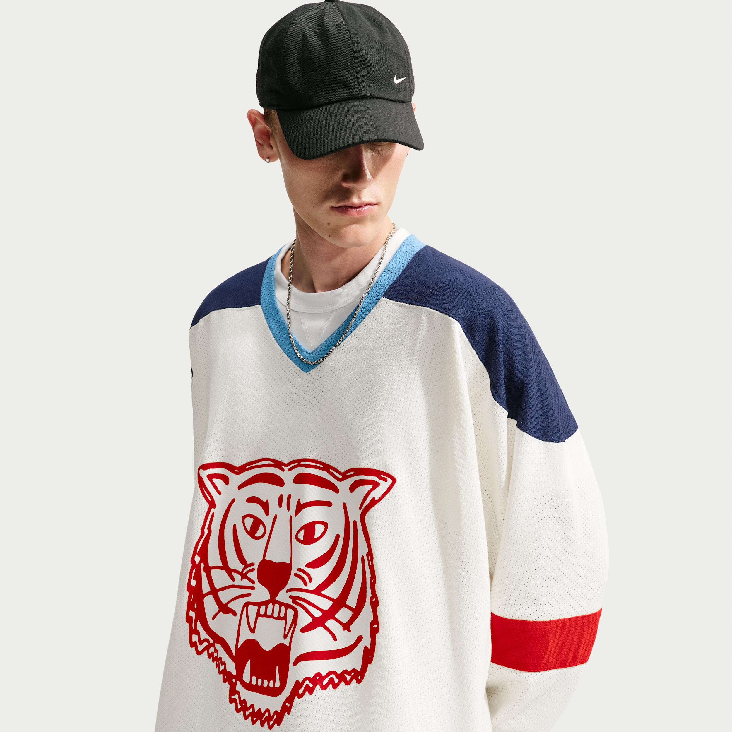 Nike Men's Nike Sportswear Club Long-Sleeve Graphic Hockey Jersey - Sail/Midnight Navy/University Red