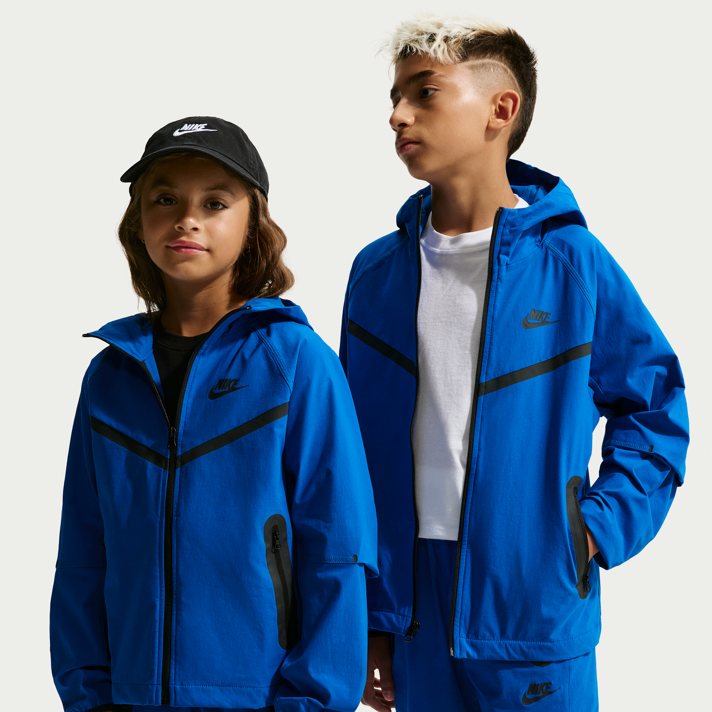 Nike Tech Big Kids' (Boys') Woven Jacket in Blue | HQ8911-480