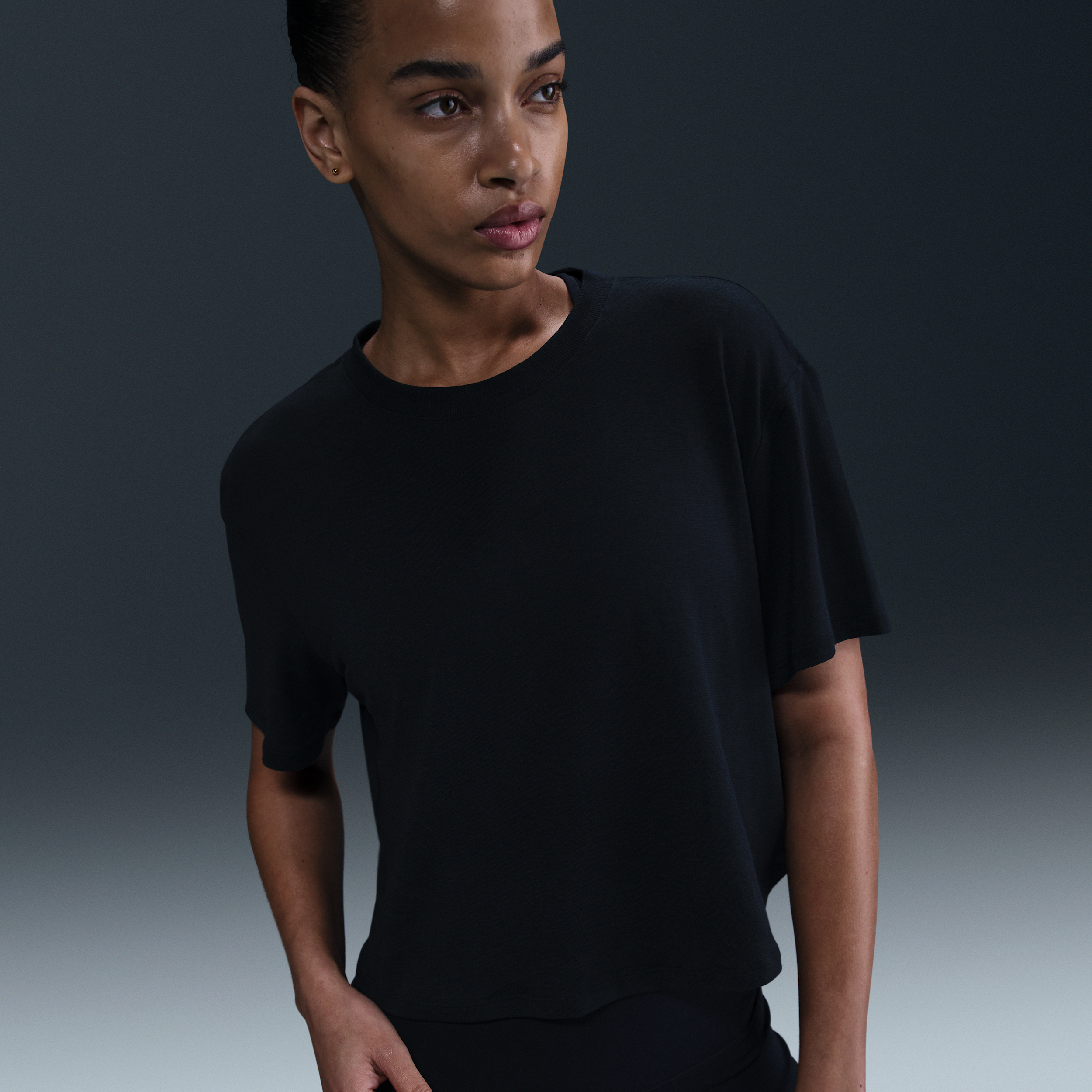 Nike One Relaxed Dri-fit Crop Top In Black