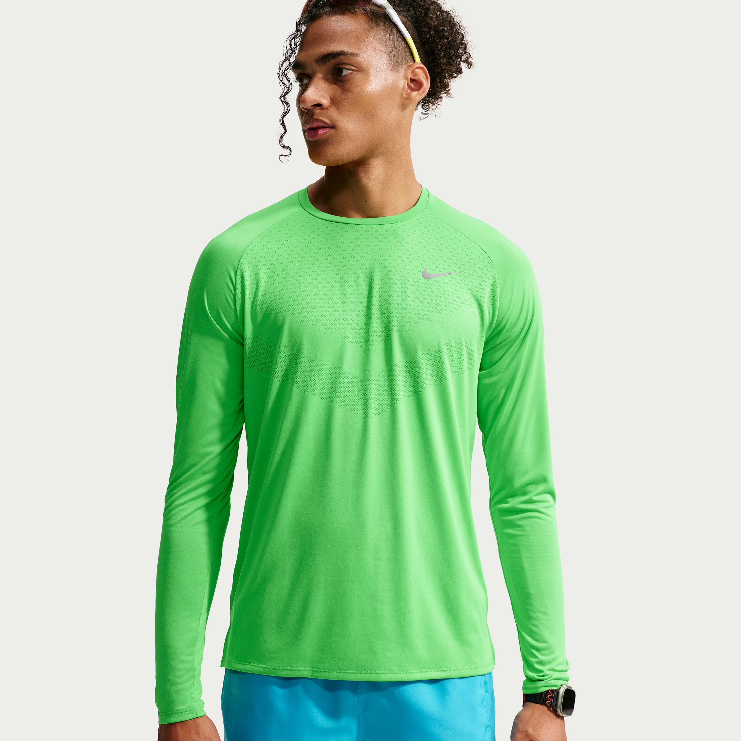 Nike Men's Stride Dri-FIT ADV Long-Sleeve Running Top in Green | HV2702-329
