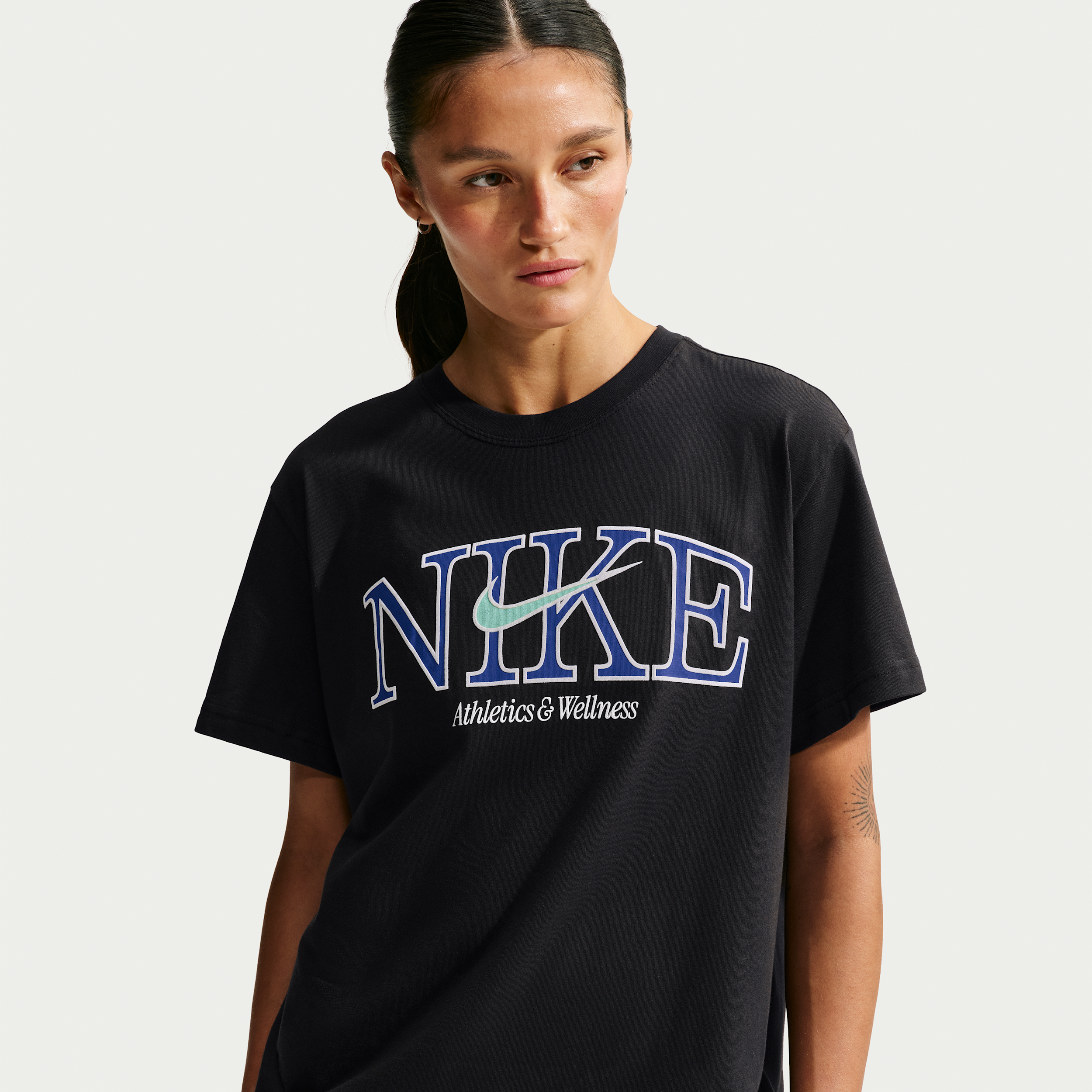 Women's Nike Sportswear Classic Oversized T-Shirt in Black | IM6396-010