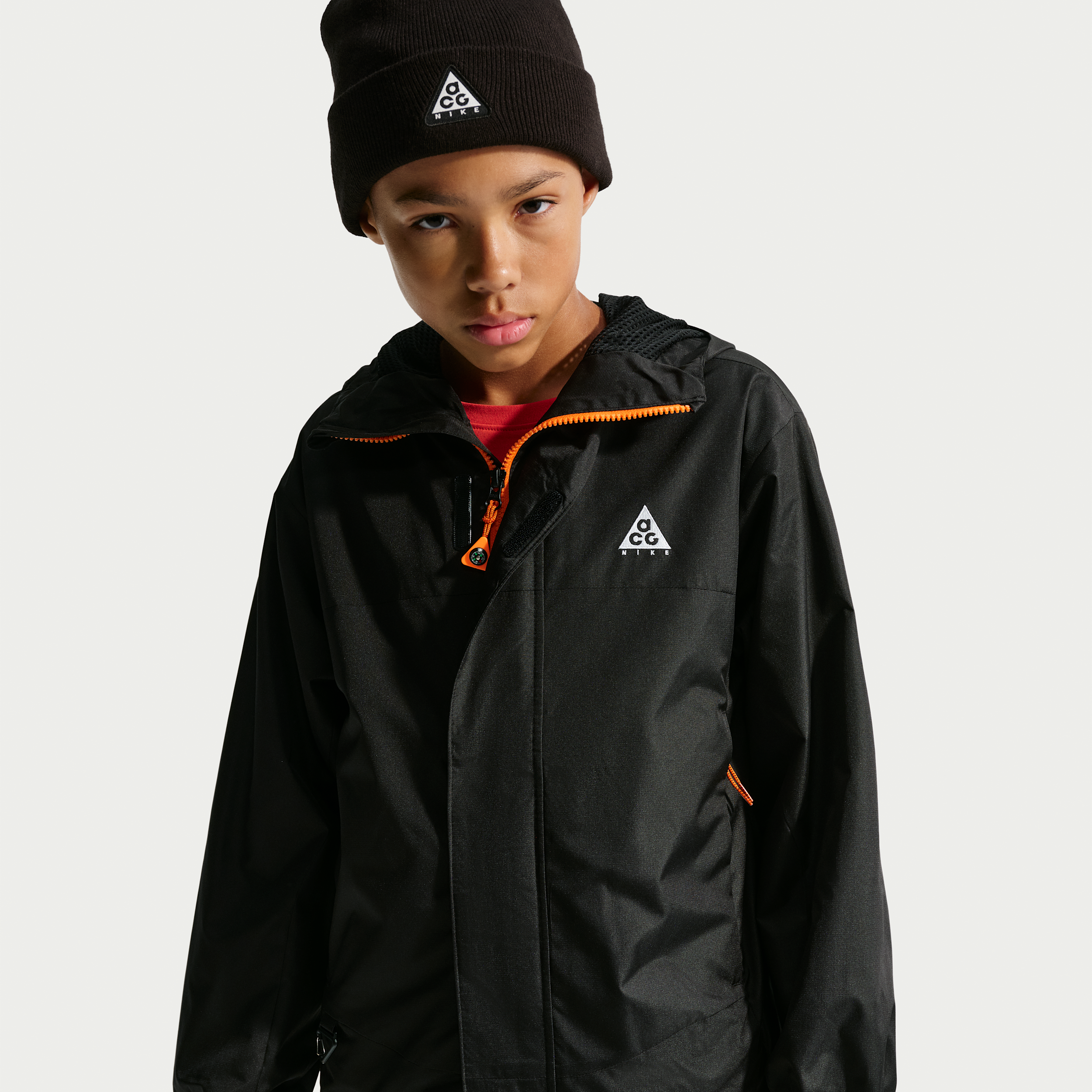 Nike ACG Essentials Big Kids' Rain Jacket in Black | 9WCA64-023