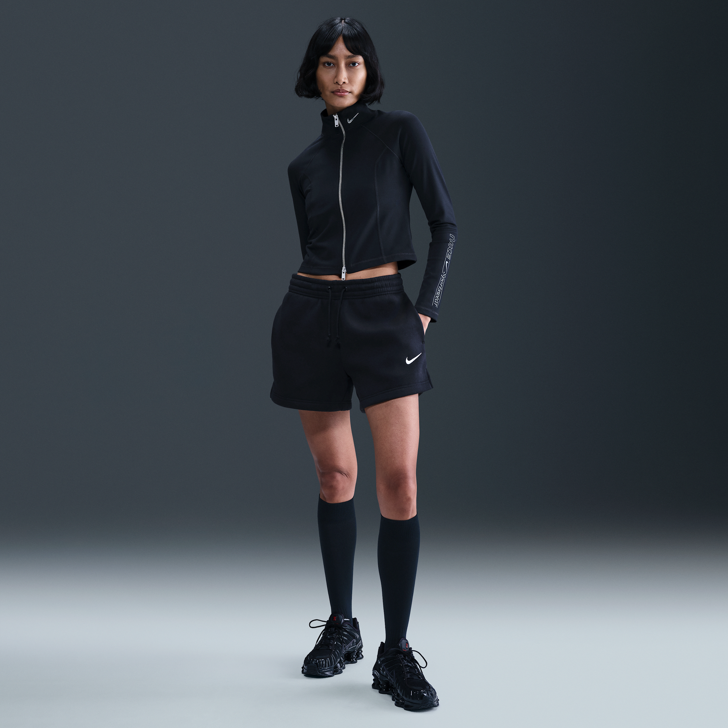 Nike Women's  Sportswear Phoenix Fleece Mid-rise 4" Shorts In Black