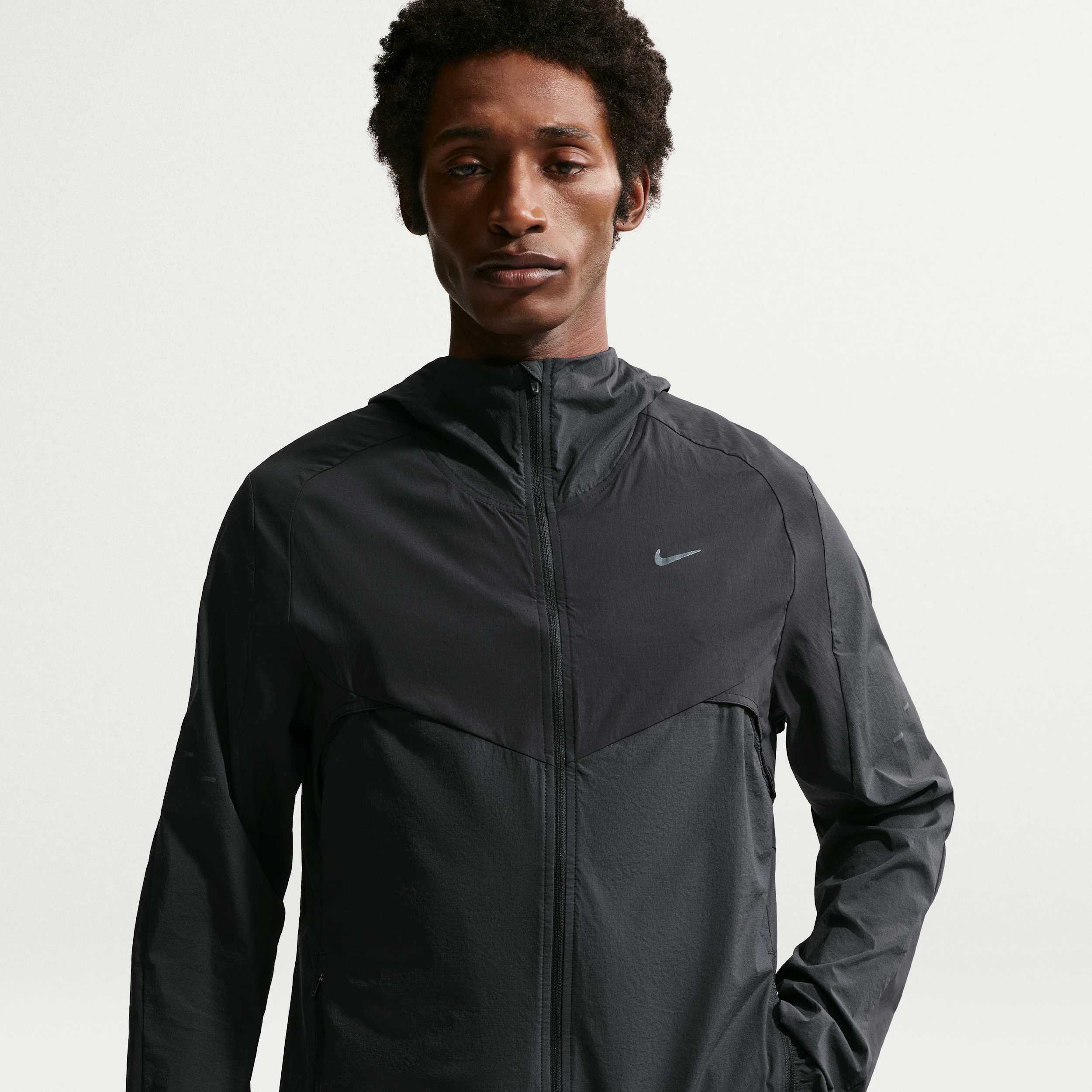 Nike Men's Stride Plus Repel Running Jacket in Black | IF2367-010
