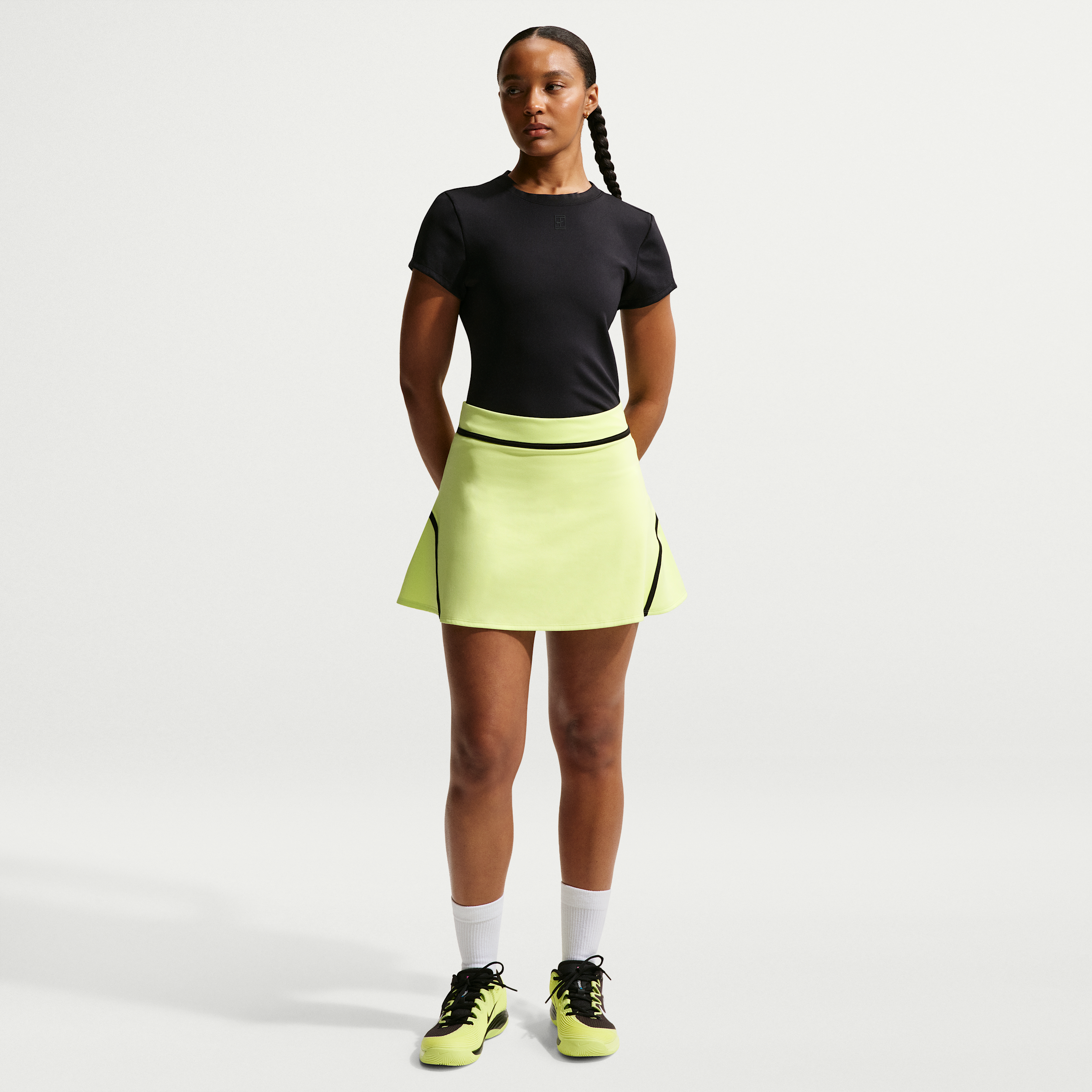 Nike Women's Court Advantage Dri-FIT High-Waisted Tennis Skirt in Yellow | II3624-736