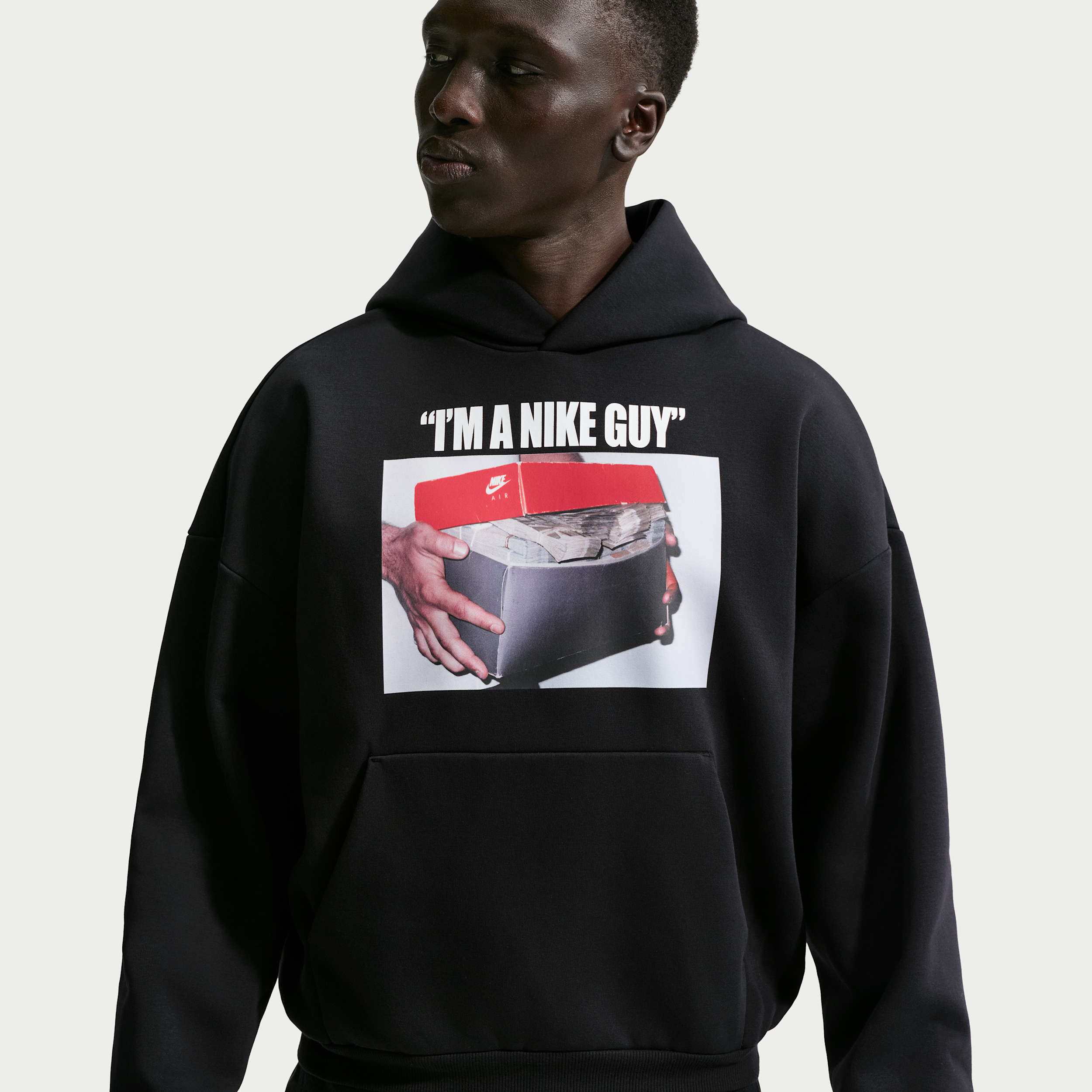 LeBron "Shoes Bag" Nike Men's Therma-FIT Brushed Pullover Basketball Hoodie in Black | IH8850-010