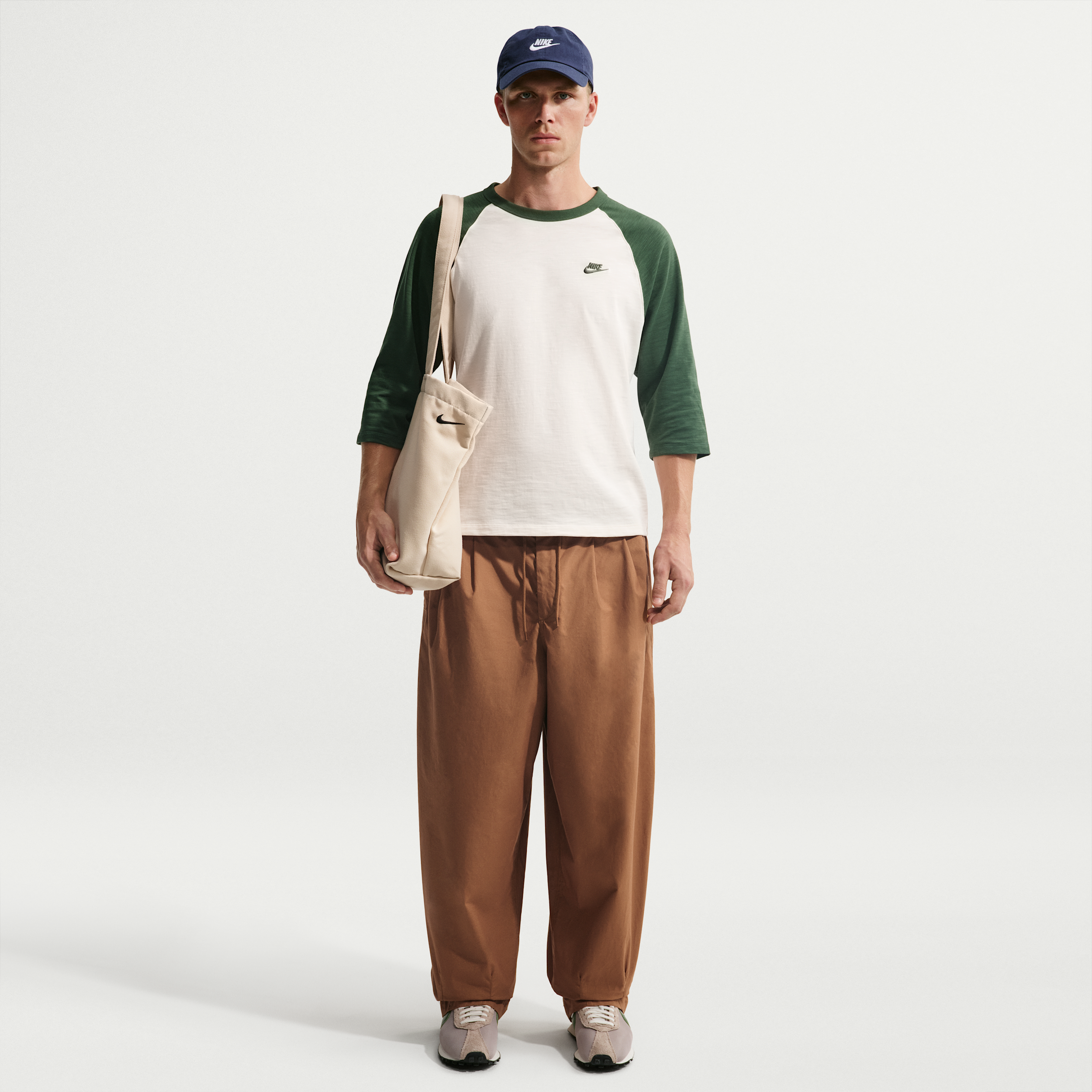 Nike Men's Club Balloon Pants in Ale Brown/Ale Brown Size: Large