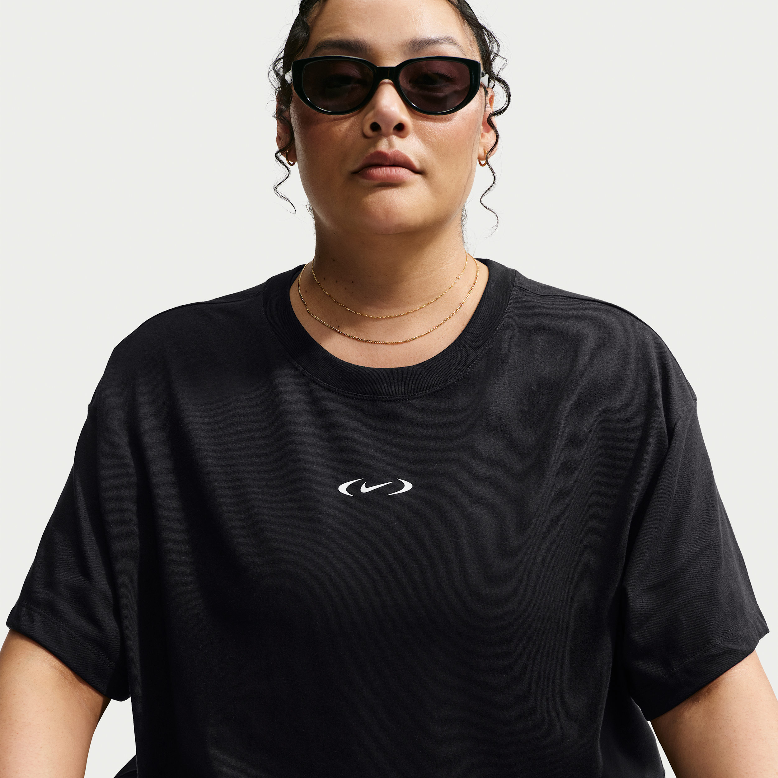 Women's Nike Sportswear Classic Loose T-Shirt (Plus Size) in Black | IM6413-010