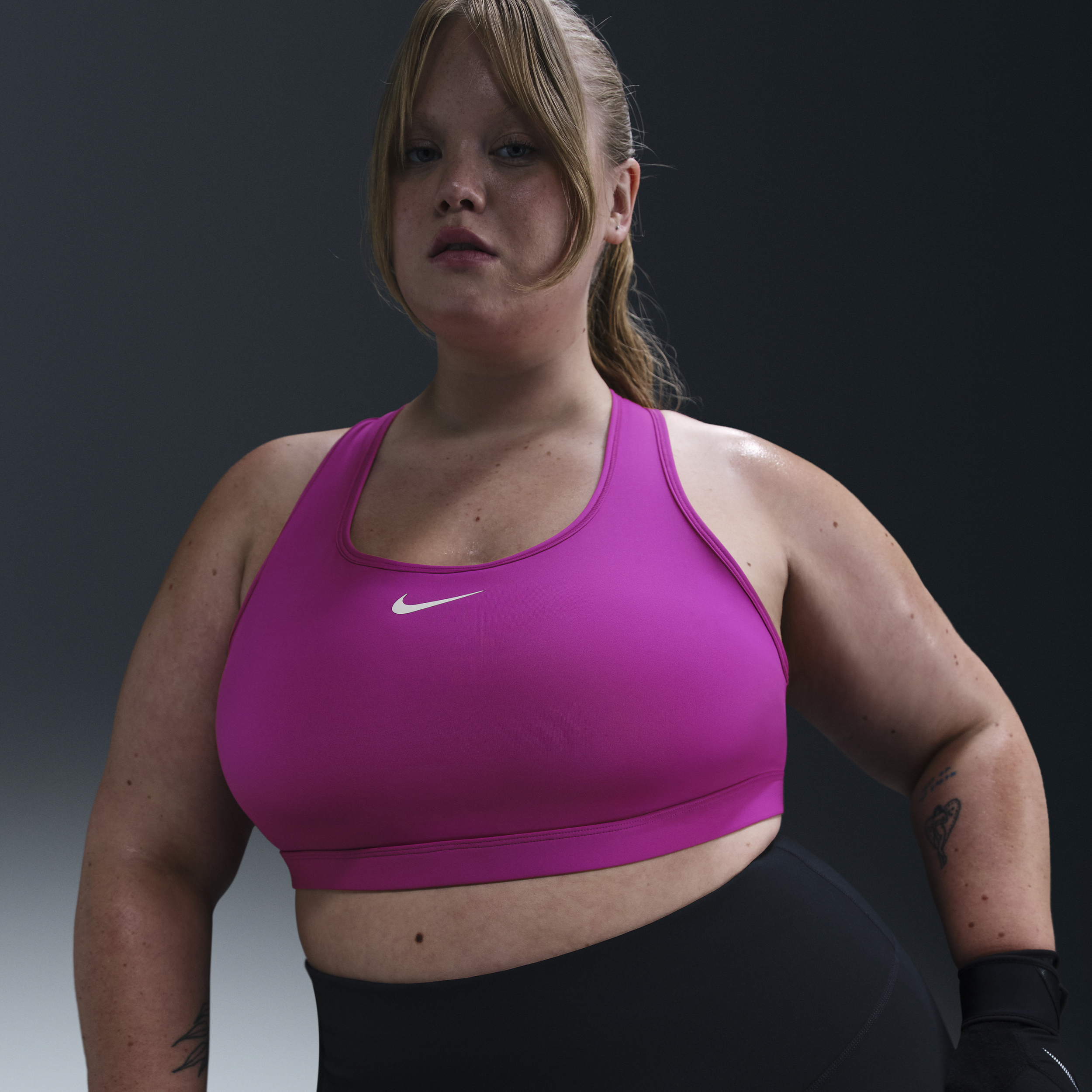 Nike Women's Swoosh Medium Support Padded Sports Bra (plus Size) In Purple