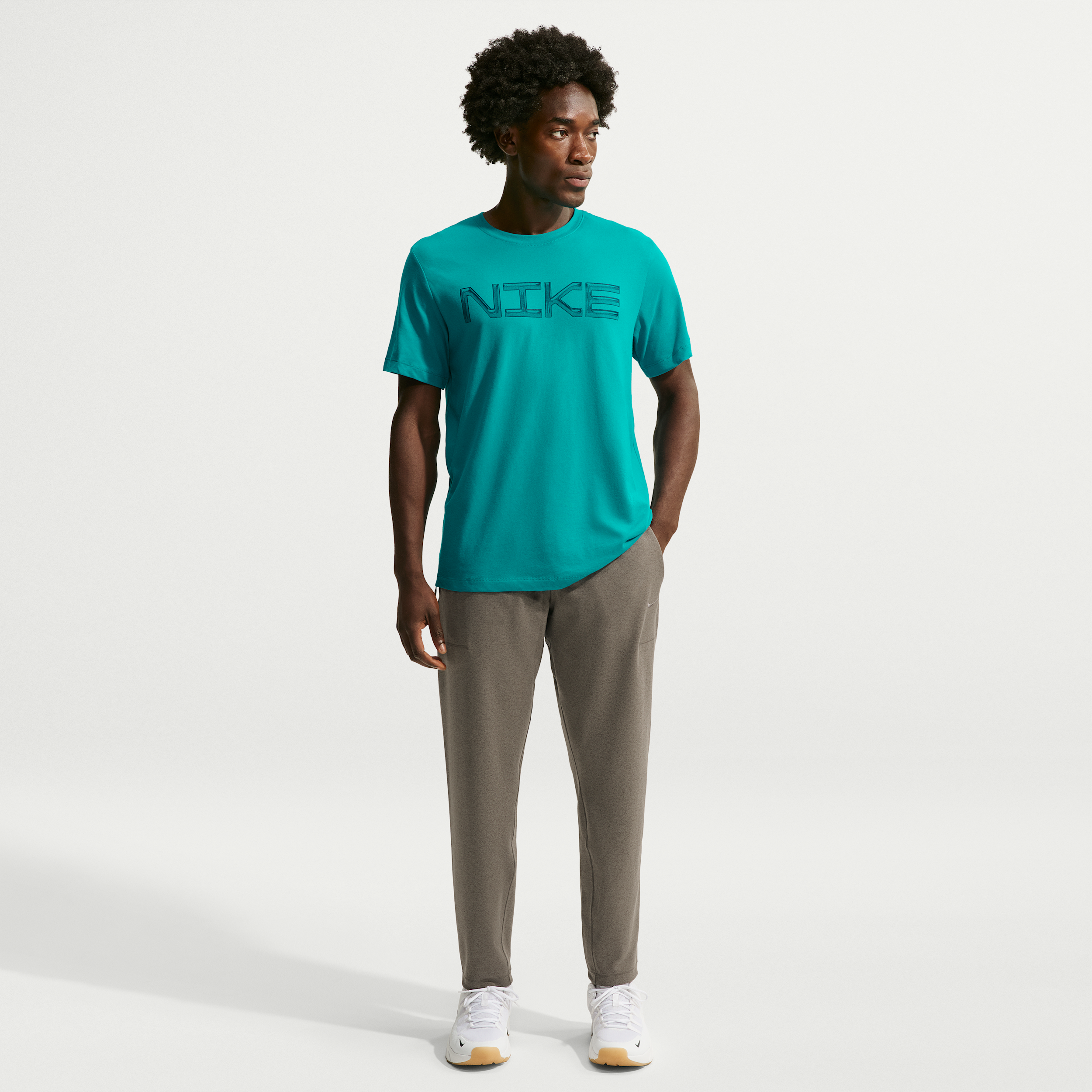 Nike Men's Primary NanoKnit Dri-FIT UV Protection Performance Pants in Grey | II1306-289