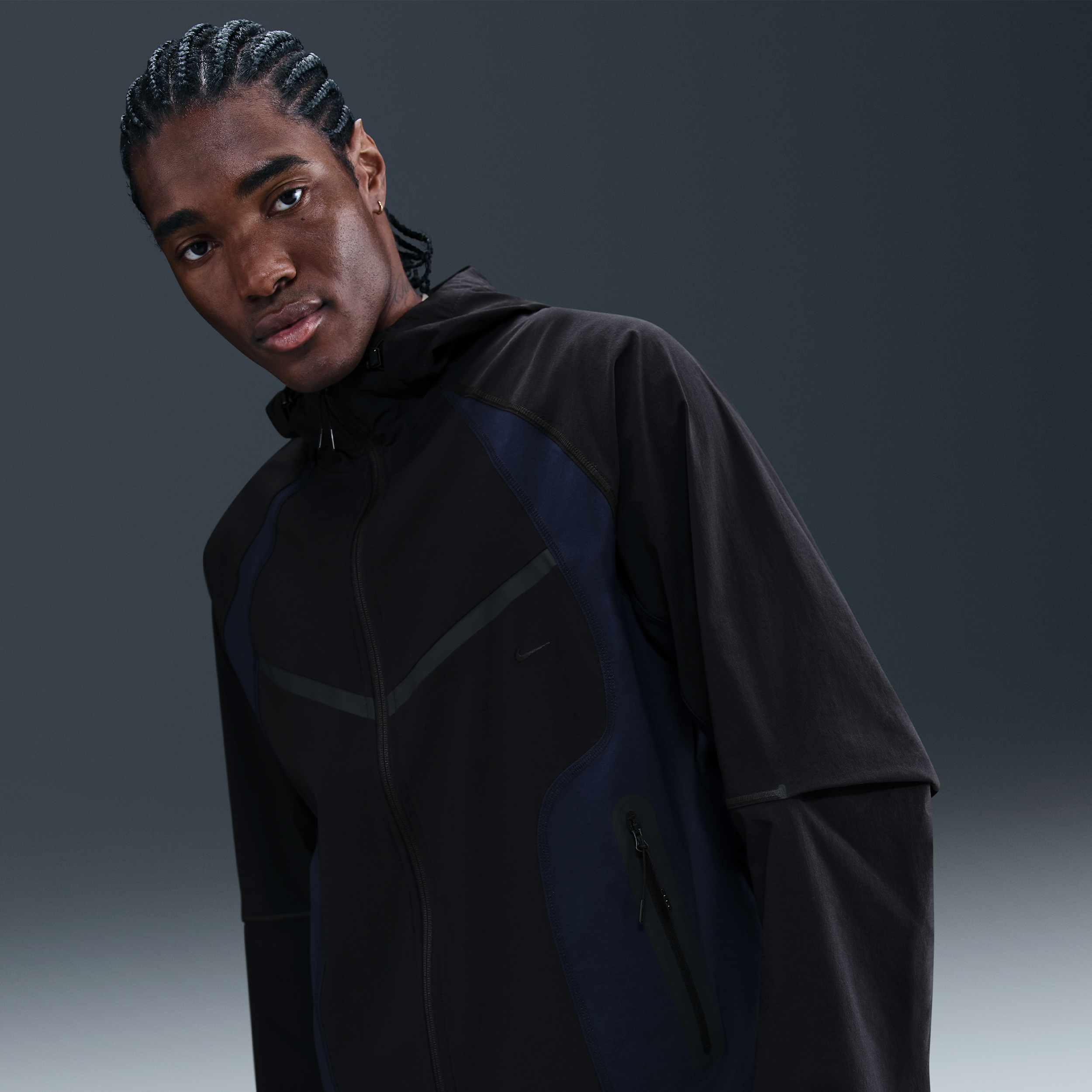 Nike Men's Tech Dri-fit Woven Color-block Windrunner Loose Jacket In Black