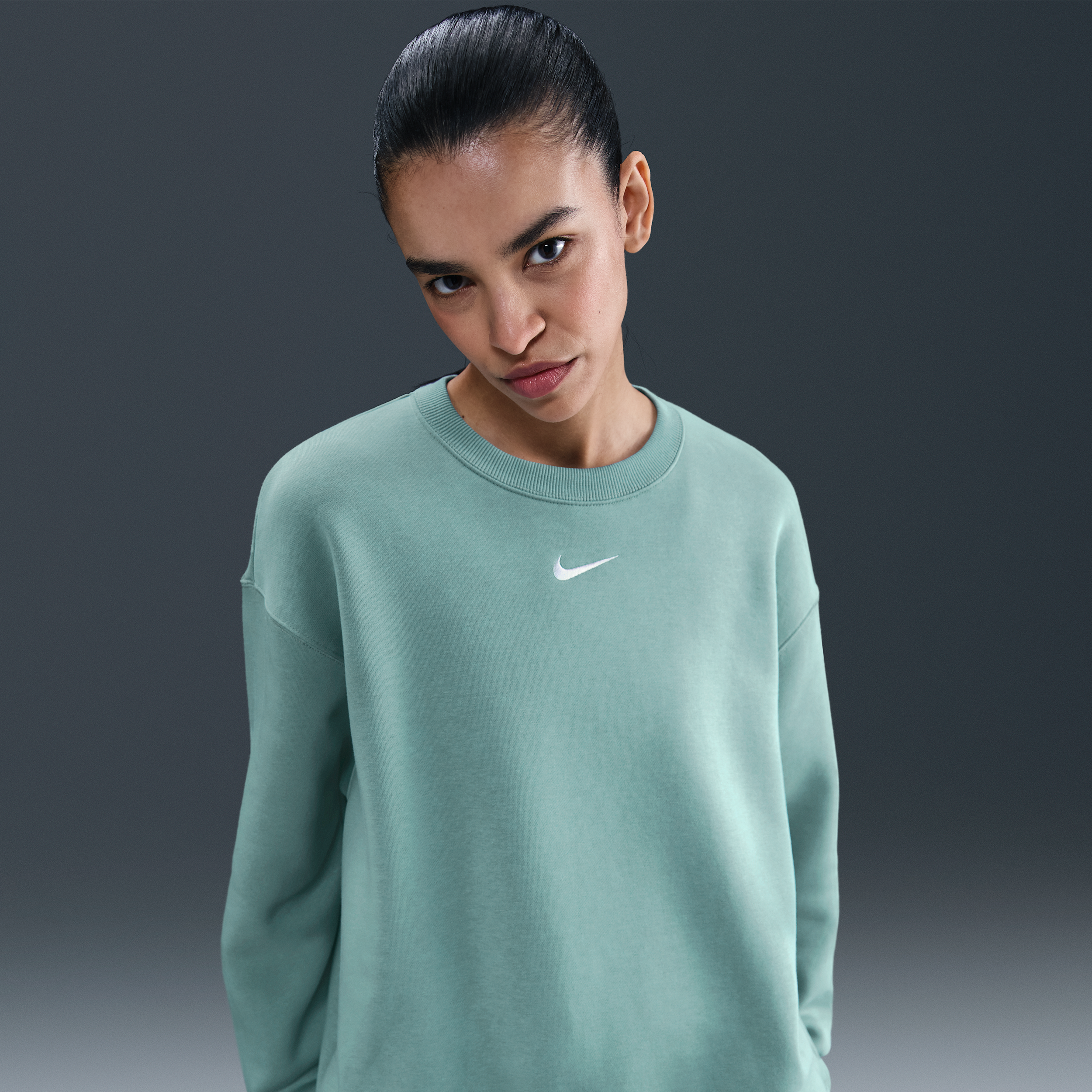 Nike Women's Sportswear Phoenix Fleece Oversized Crew-neck Sweatshirt