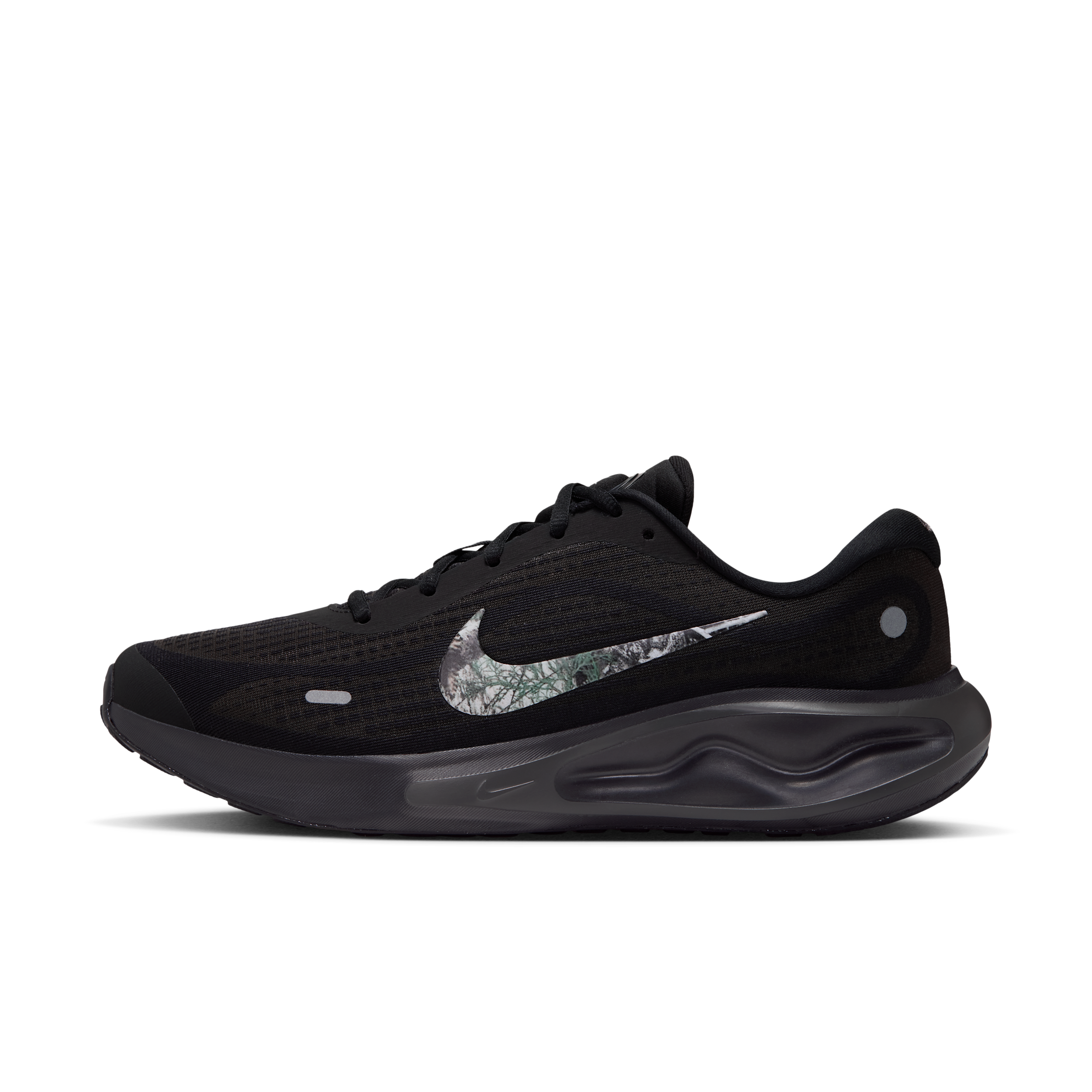 Nike Men's Journey Run Realtree® Road Running Shoes in Black | IR0232-001
