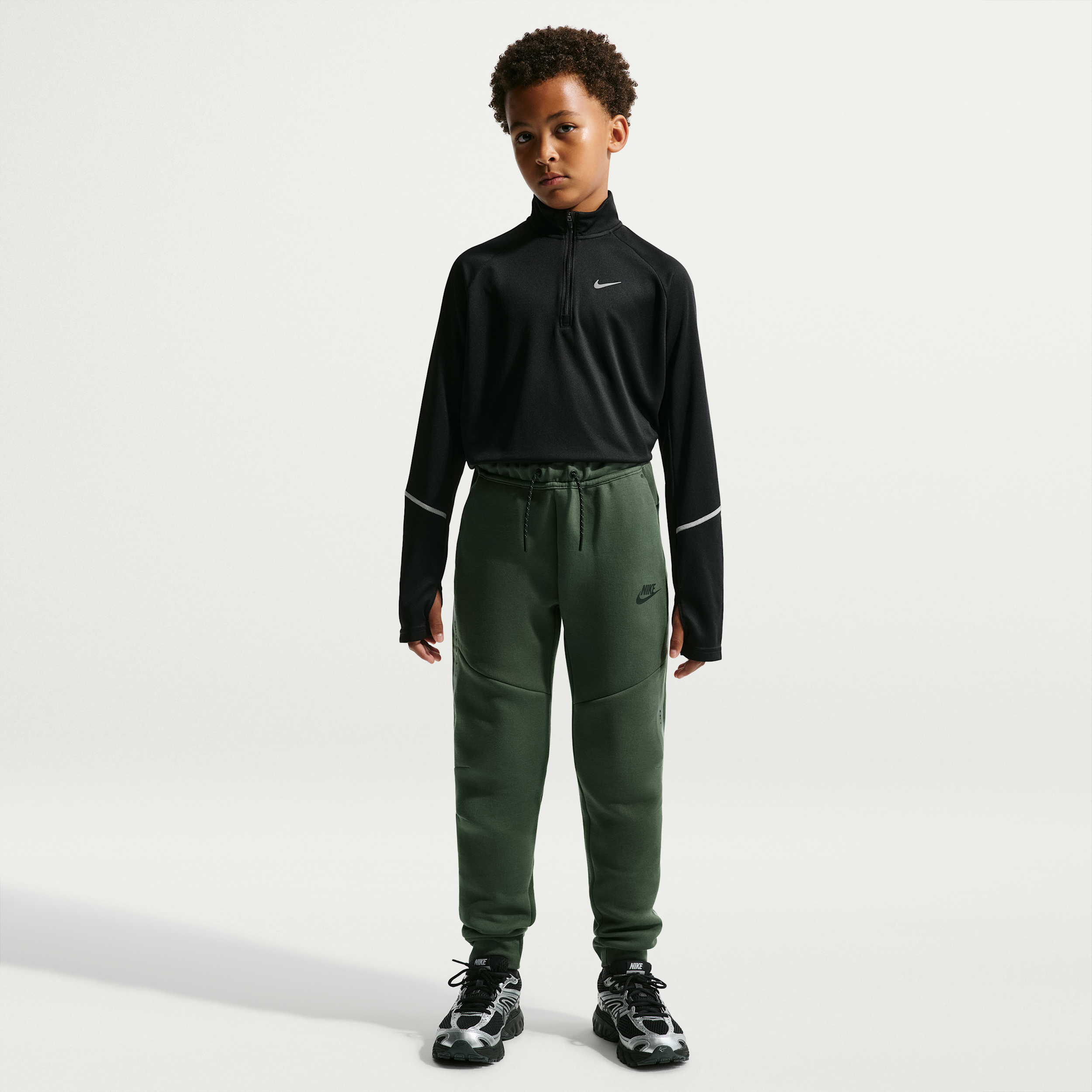 Nike Sportswear Tech Fleece Big Kids' Jogger Pants with Reflective Accents in Green | IM9163-303