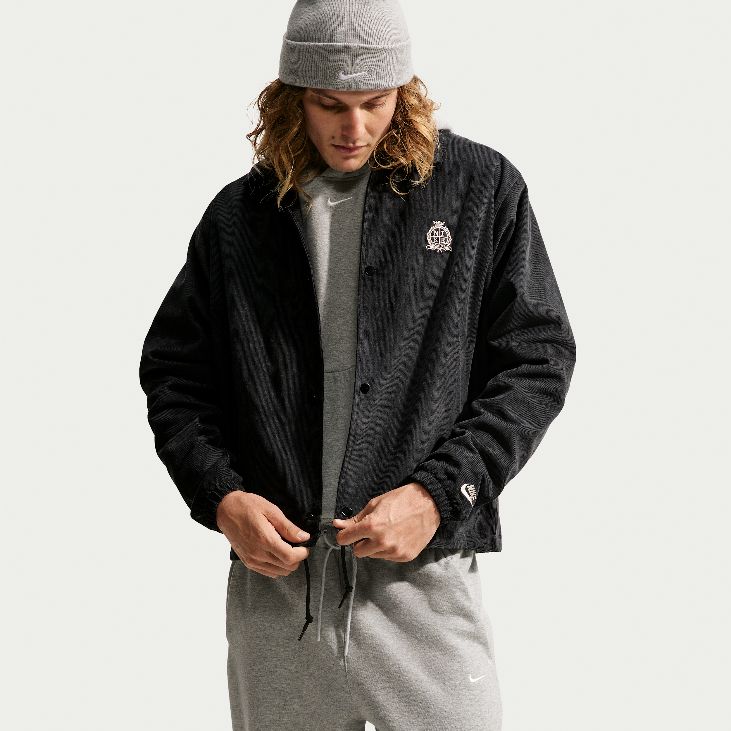 Nike Sportswear Club Men's Corduroy Coaches Jacket - Black/Sanddrift