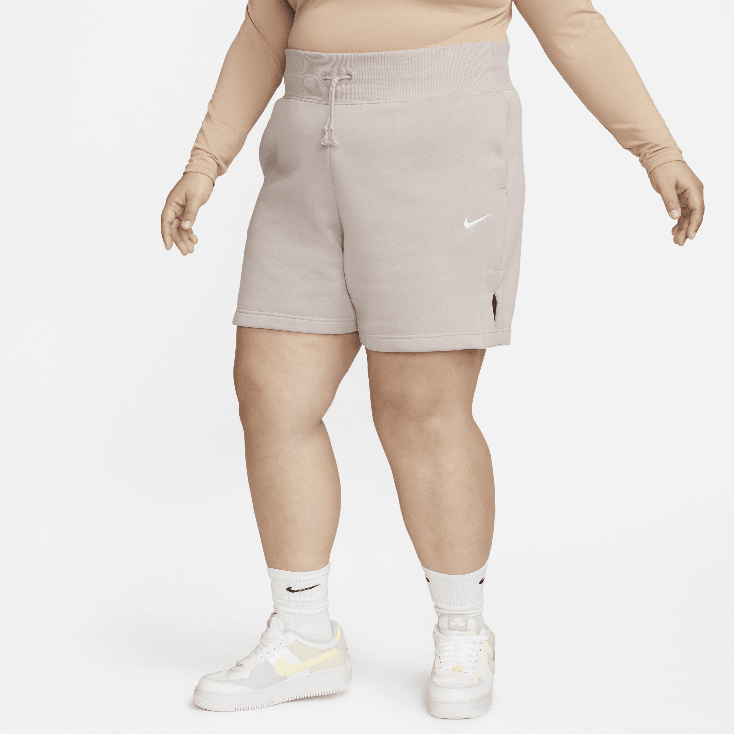 Nike Women's  Sportswear Phoenix Fleece High-waisted Loose-fit Shorts (plus Size) In Brown