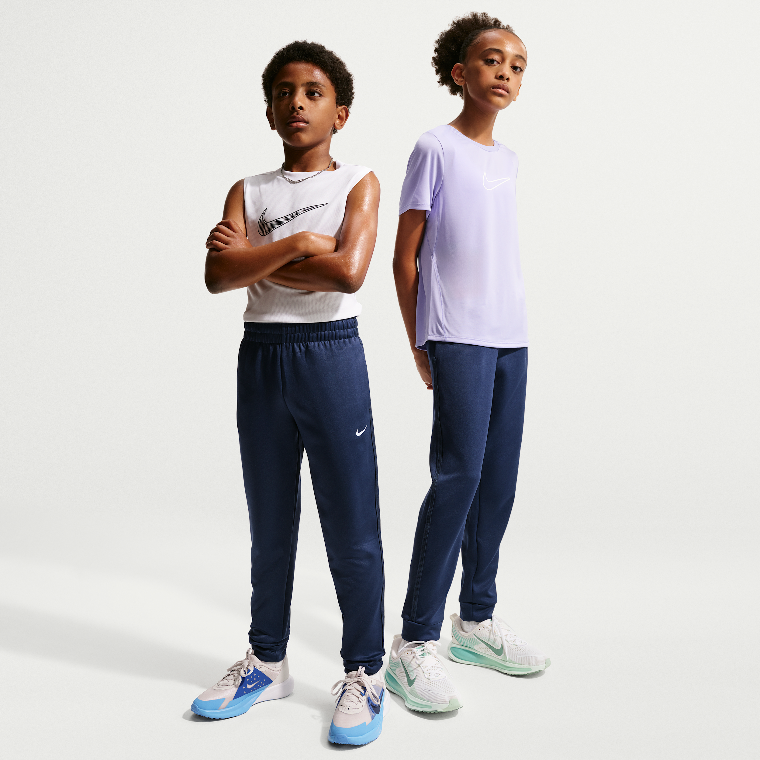 Nike Multi Big Kid Unisex Cuffed Regular Fit Pull-On Pant, Medium, Blue