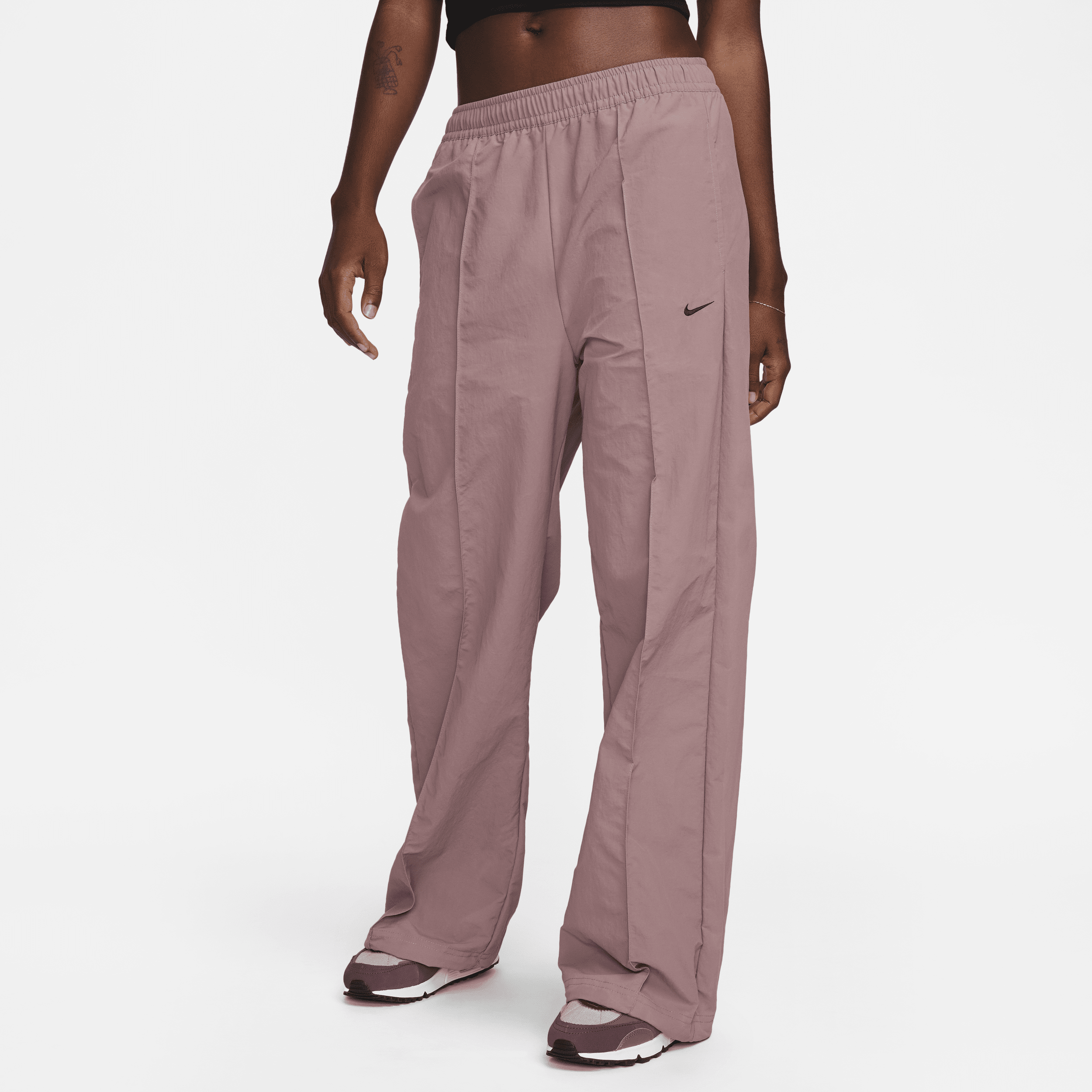 Shop Nike Women's  Sportswear Everything Wovens Mid-rise Open-hem Pants In Purple