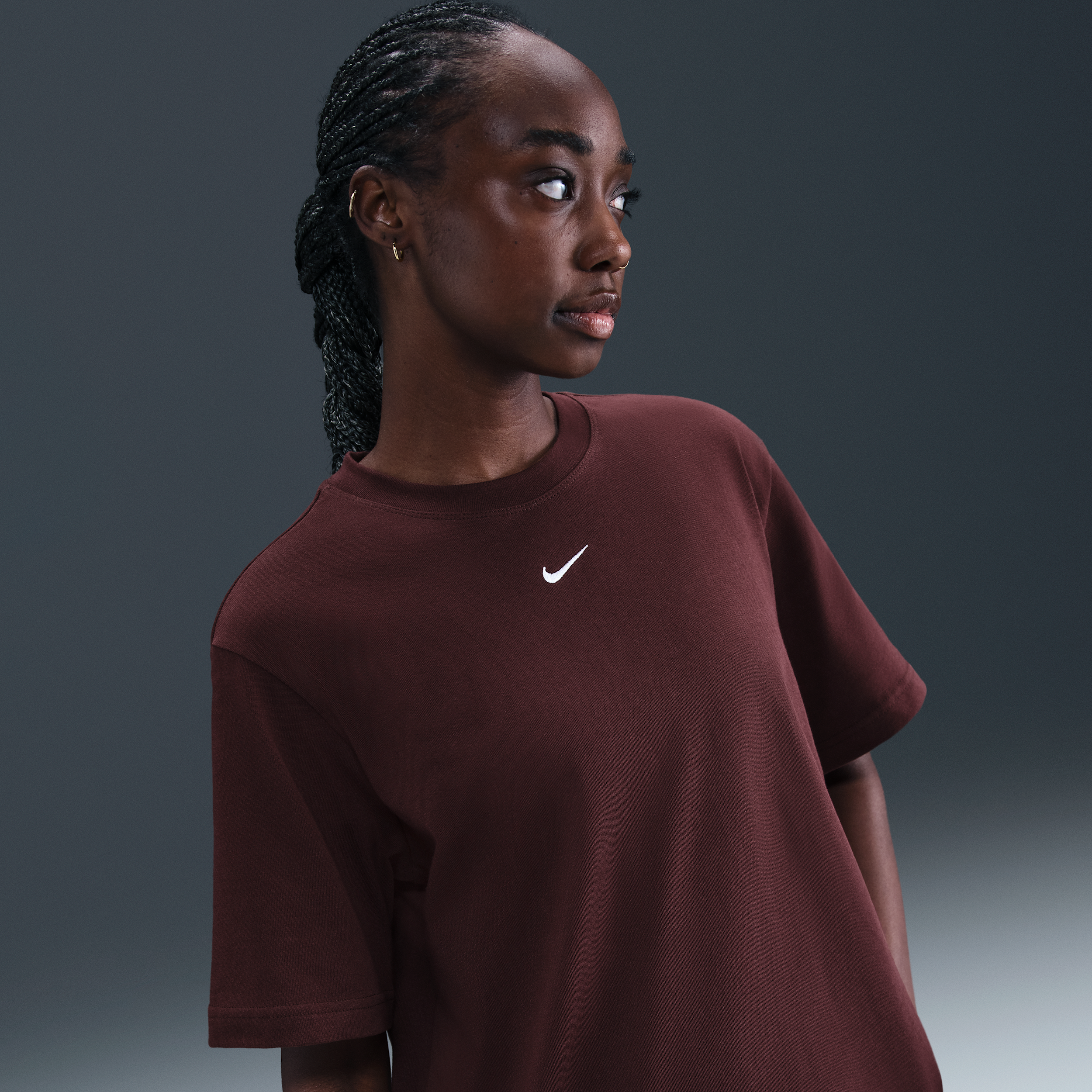 Nike Women's Sportswear Essential Boxy T-shirt In Red