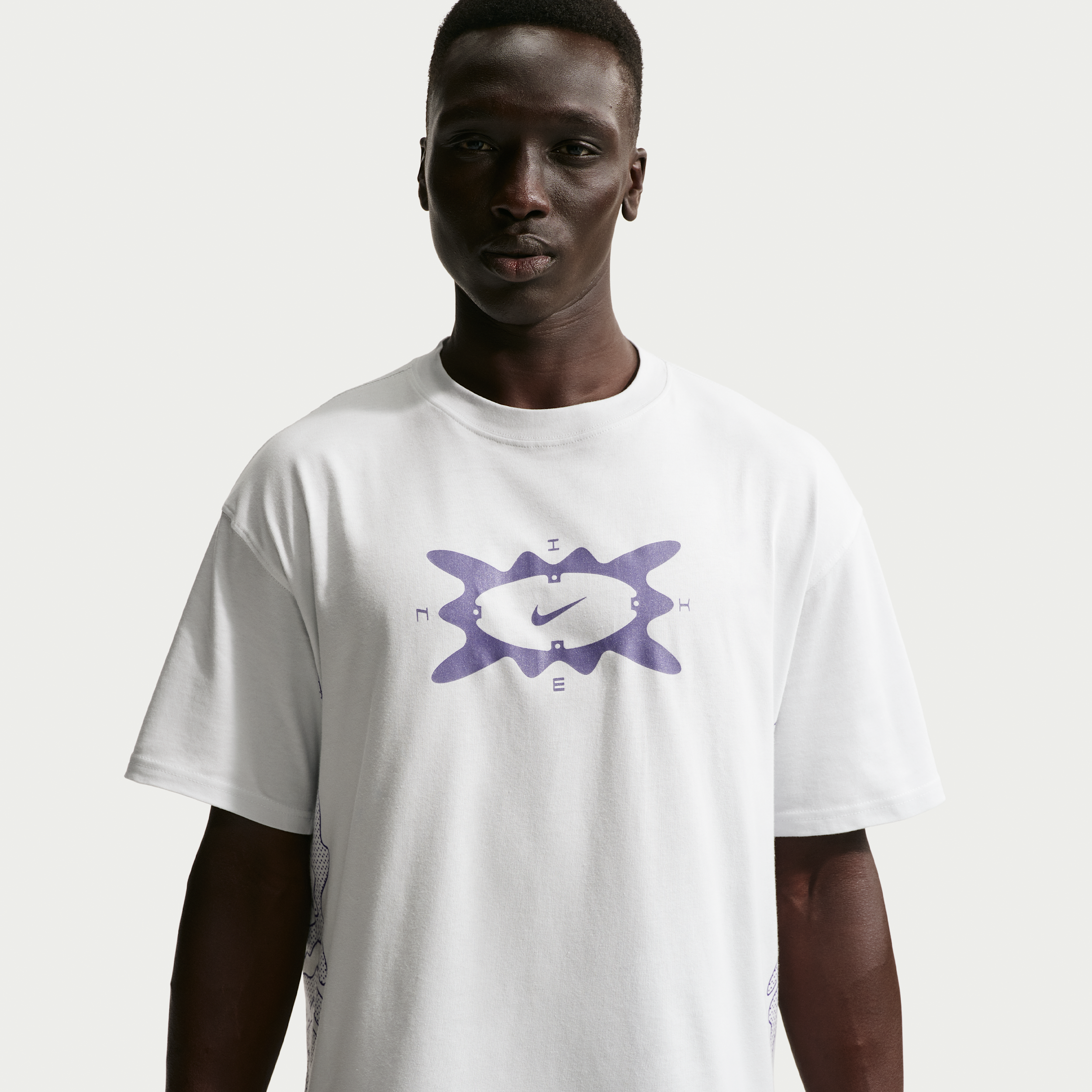 Men's Nike Sportswear T-Shirt in White | IH1165-101